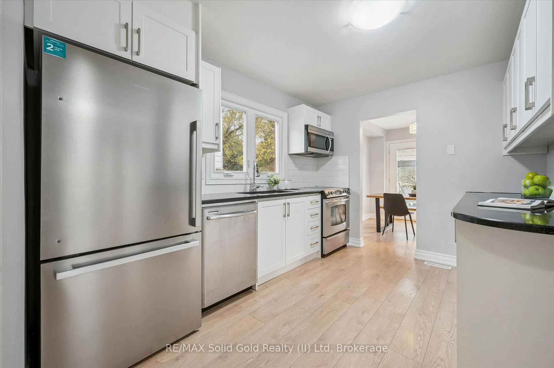 Photo 13 of 204 Country Hill Drive, Kitchener — HOMEH
