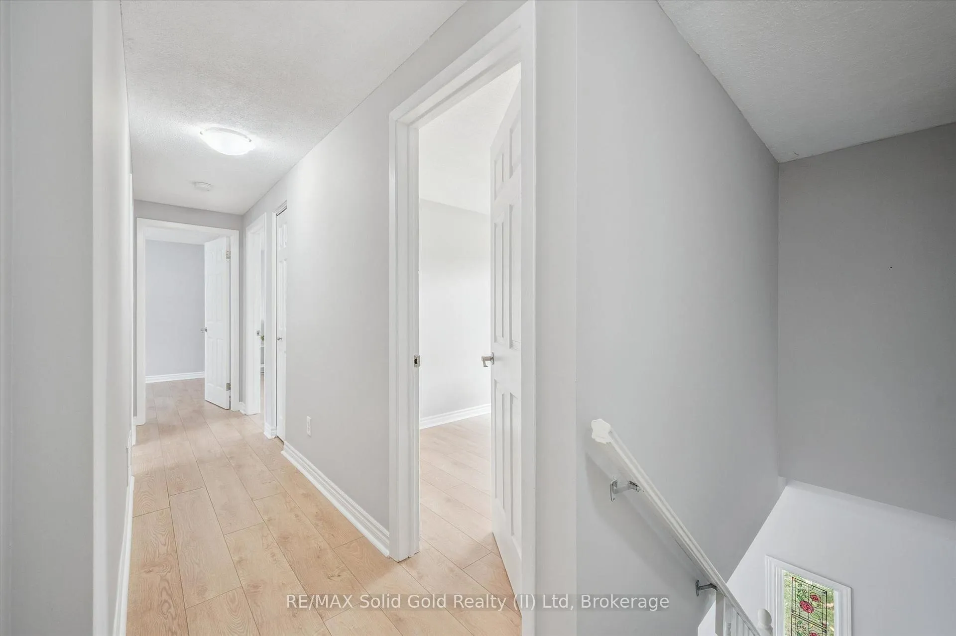 Photo 17 of 204 Country Hill Drive, Kitchener — HOMEH