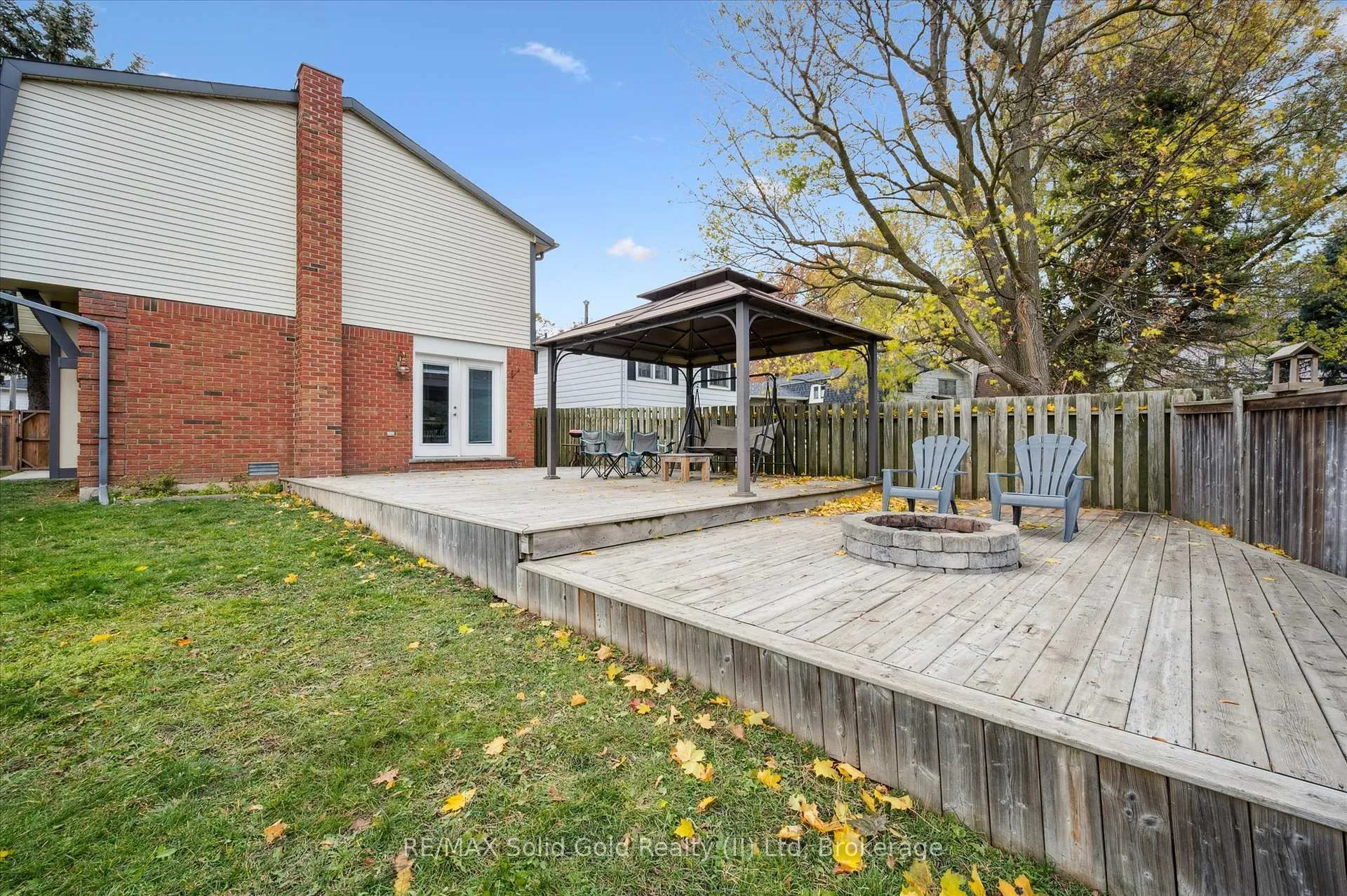 Photo 35 of 204 Country Hill Drive, Kitchener — HOMEH