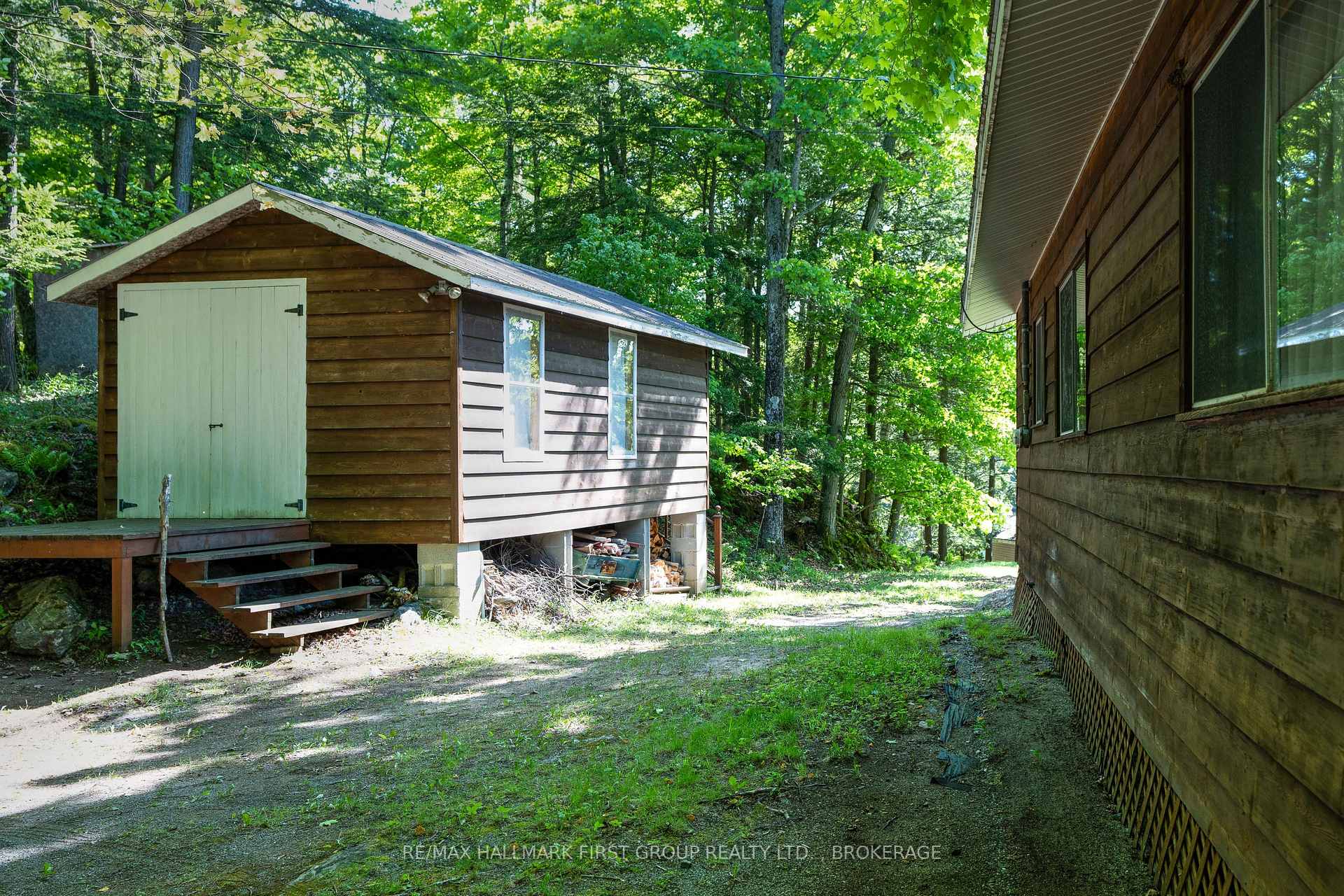 Photo 11 of 1083 Tober Lane, Frontenac, Frontenac South — HOMEH