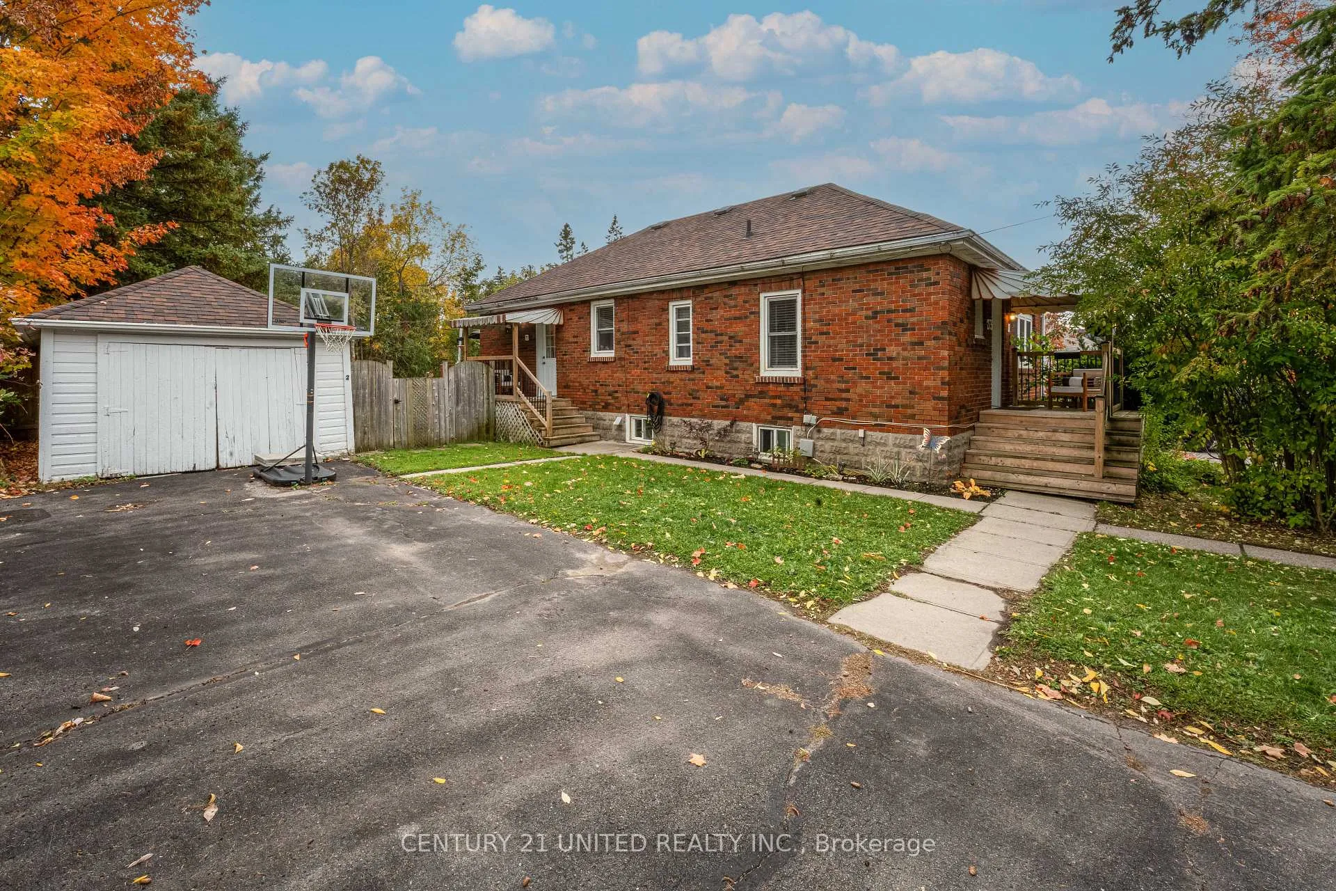 Photo 1 of 273 Bennet Street, Peterborough, Northcrest Ward 5 — HOMEH