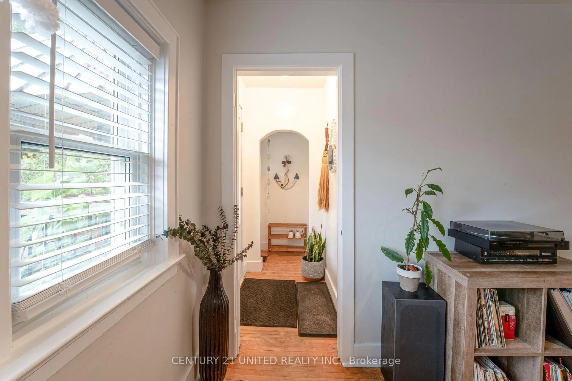Photo 7 of 273 Bennet Street, Peterborough, Northcrest Ward 5 — HOMEH