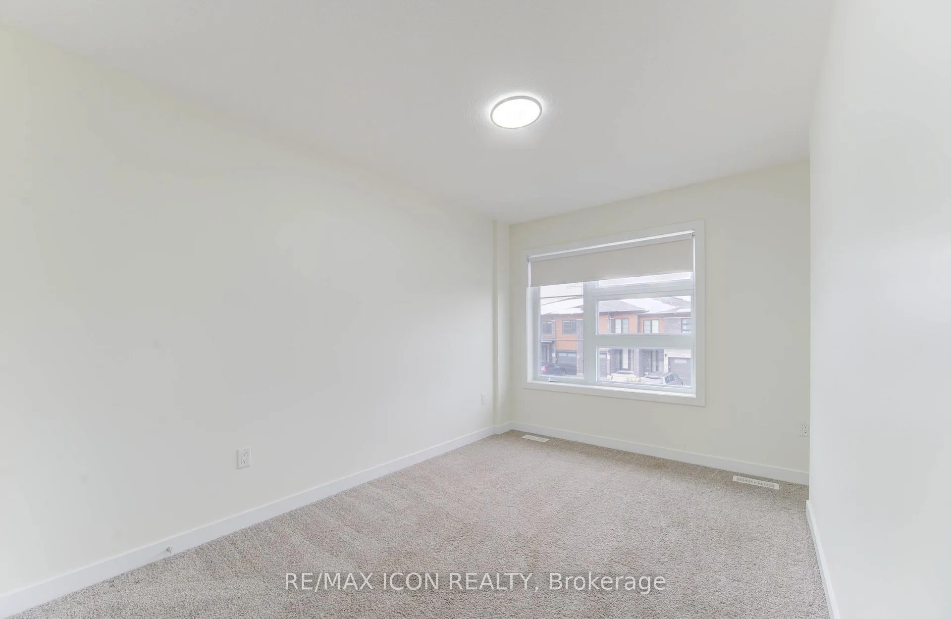 Photo 29 of 894 Robert Ferrie Drive, Kitchener — HOMEH