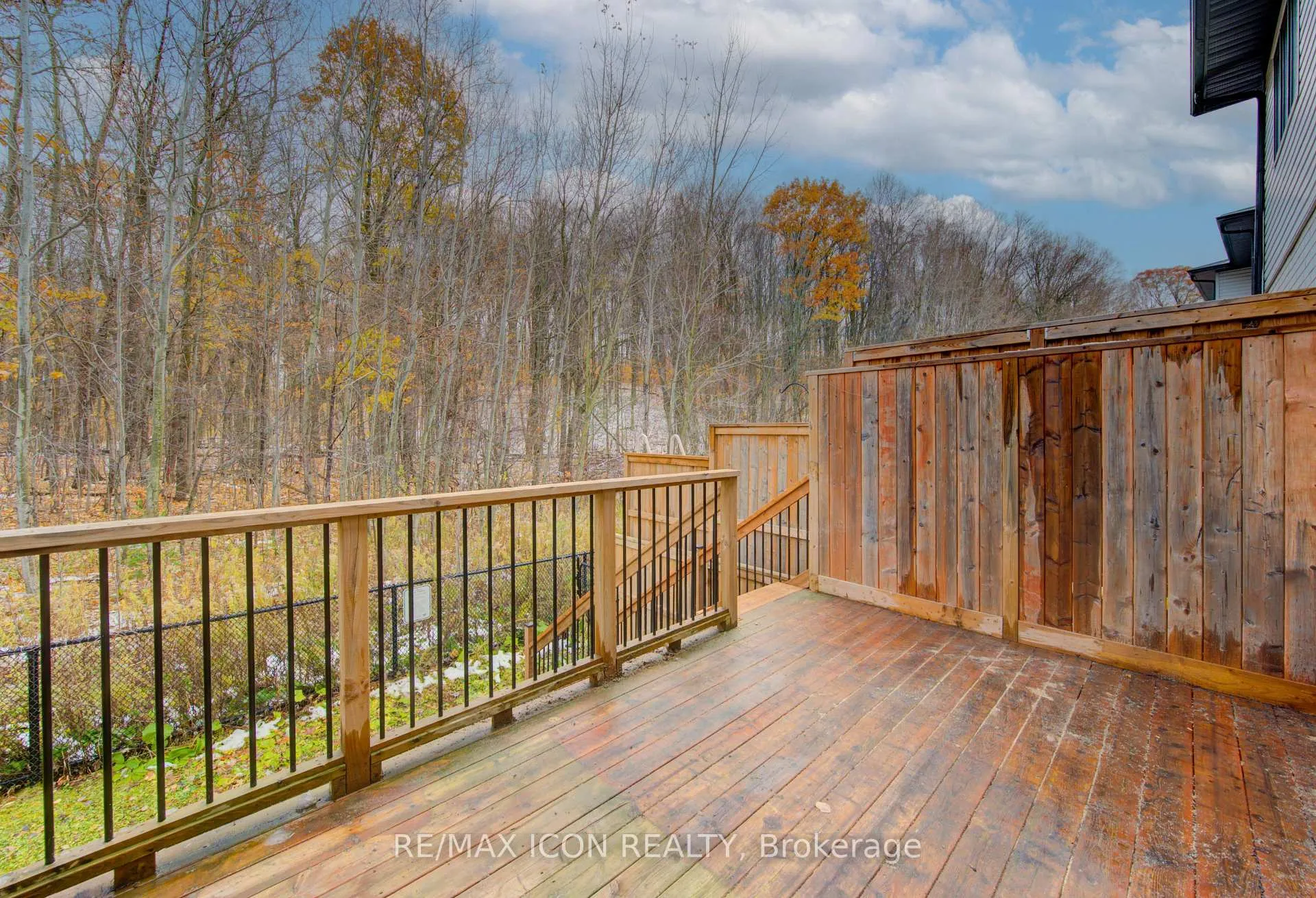 Photo 36 of 894 Robert Ferrie Drive, Kitchener — HOMEH