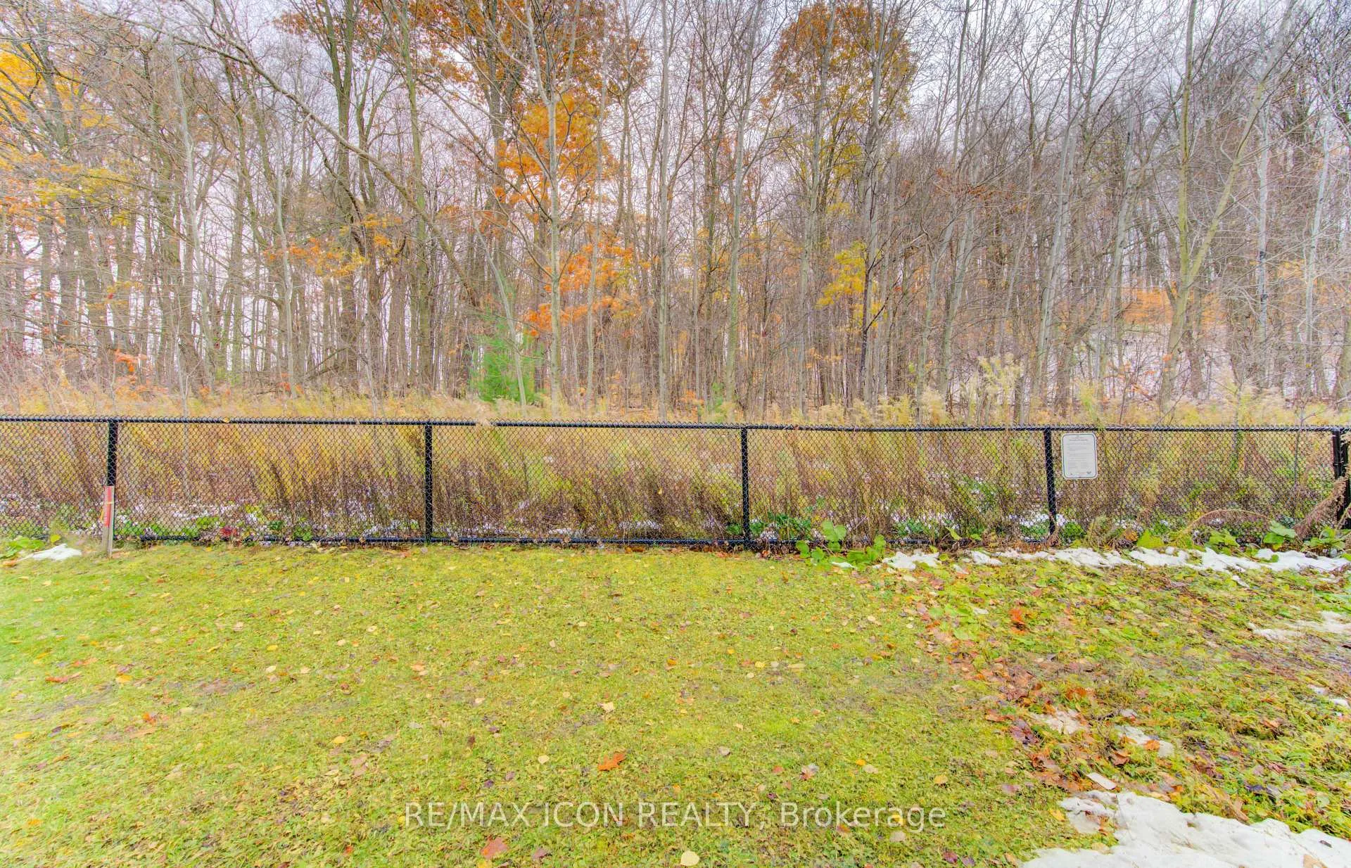 Photo 41 of 894 Robert Ferrie Drive, Kitchener — HOMEH