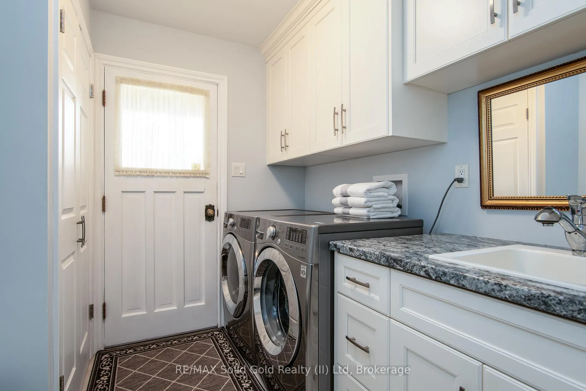 Photo 17 of 179 Shuh Avenue, Waterloo — HOMEH