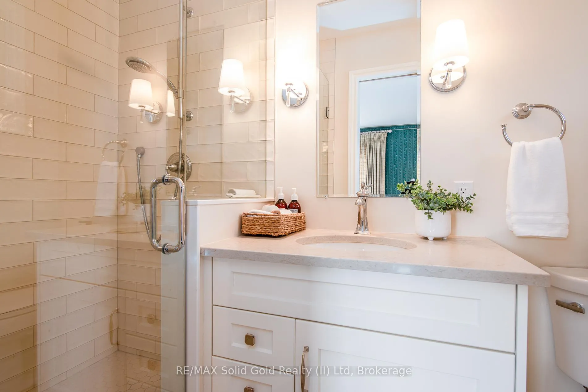 Photo 21 of 179 Shuh Avenue, Waterloo — HOMEH