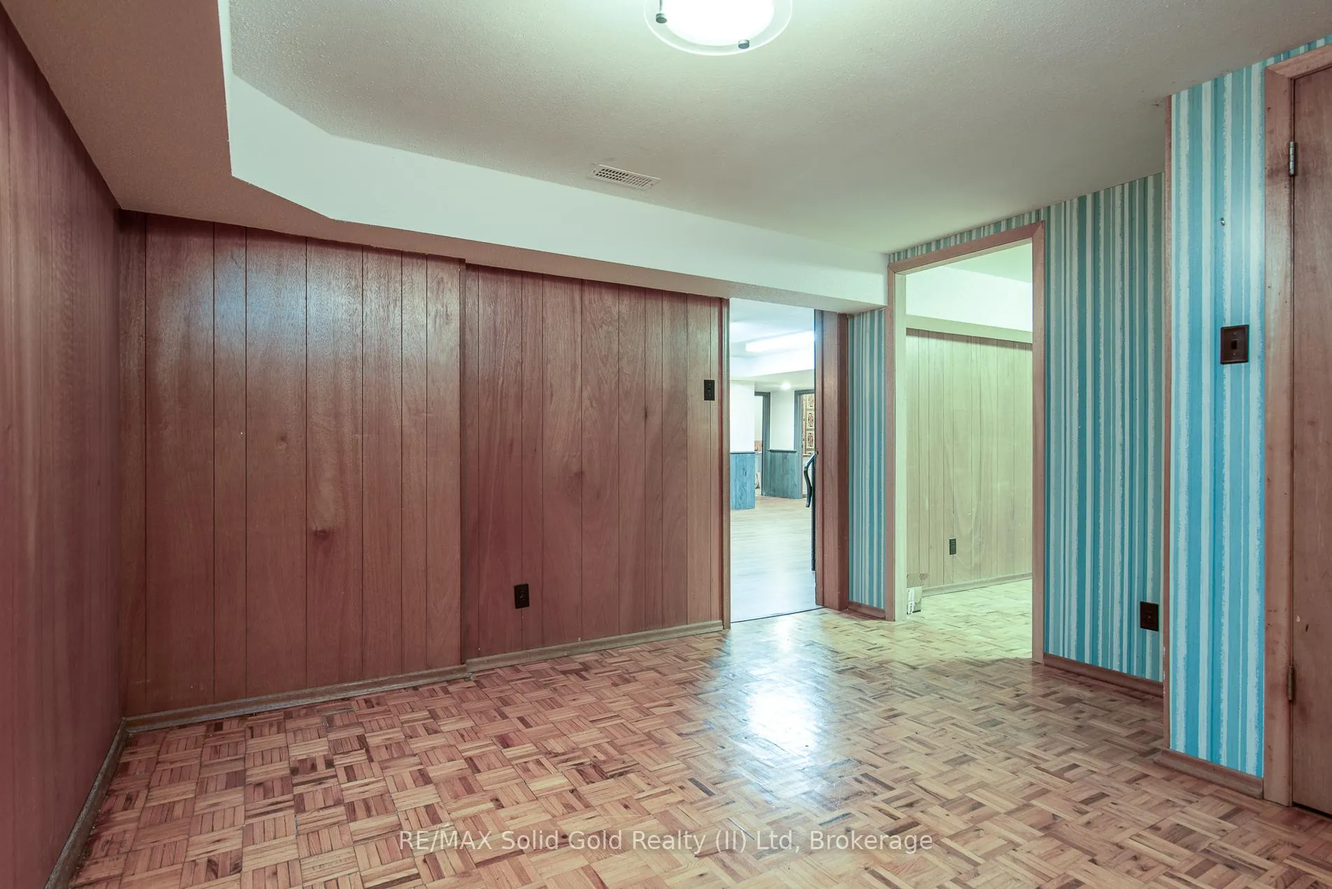 Photo 32 of 179 Shuh Avenue, Waterloo — HOMEH
