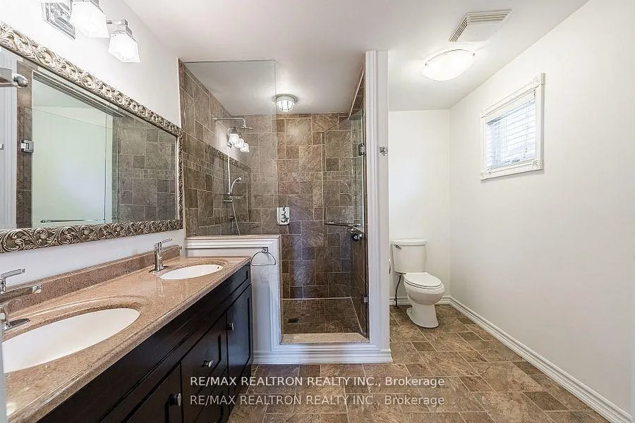 Photo 16 of 550 York Hill Boulevard, Vaughan, Crestwood-Springfarm-Yorkhill — HOMEH