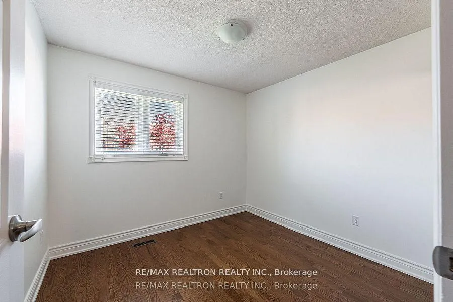 Photo 19 of 550 York Hill Boulevard, Vaughan, Crestwood-Springfarm-Yorkhill — HOMEH