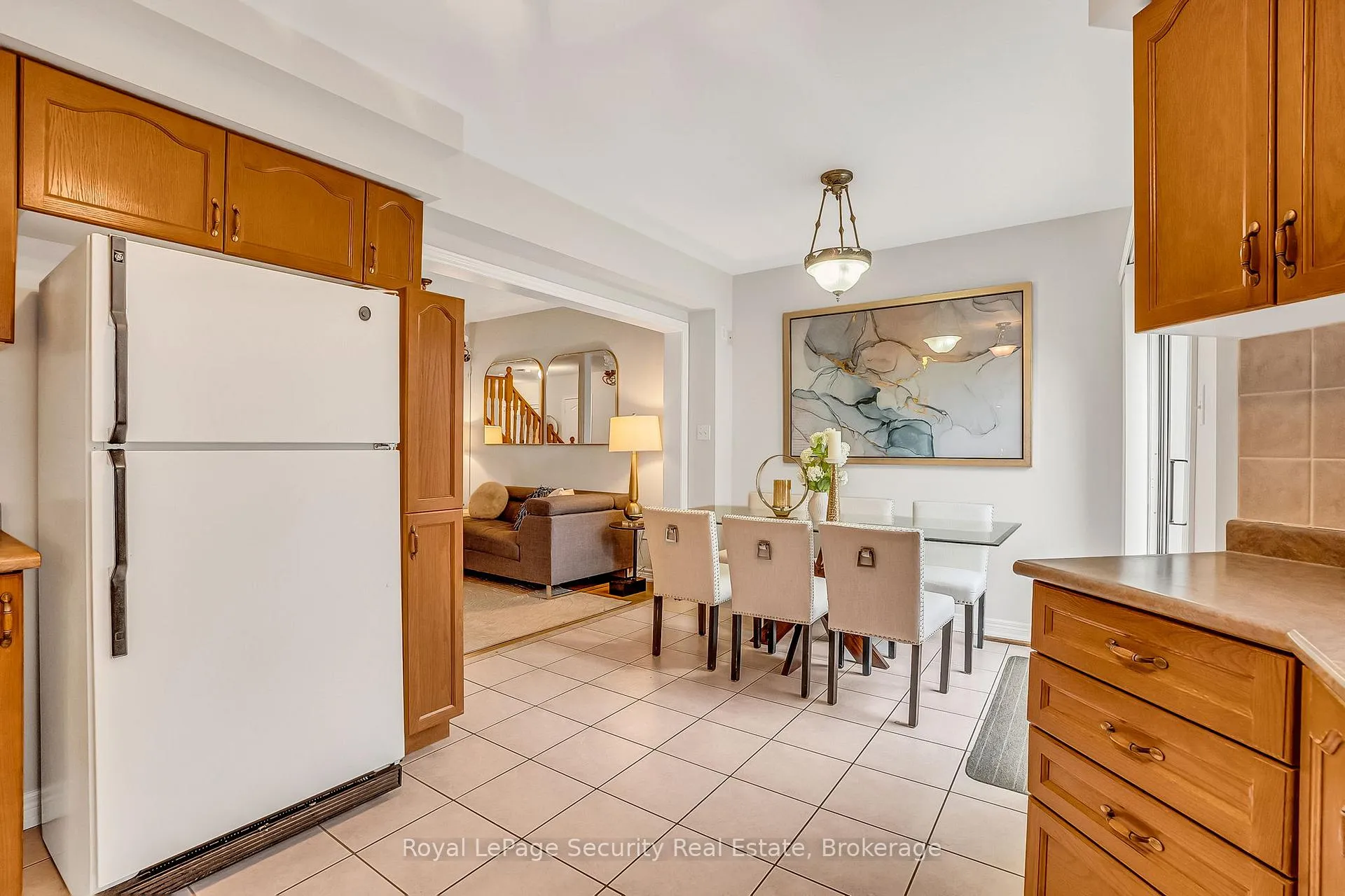 Photo 21 of 150 Royal Appian Crescent, Vaughan, Patterson — HOMEH