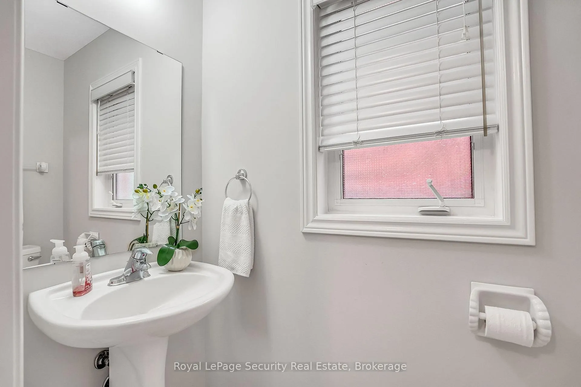 Photo 22 of 150 Royal Appian Crescent, Vaughan, Patterson — HOMEH