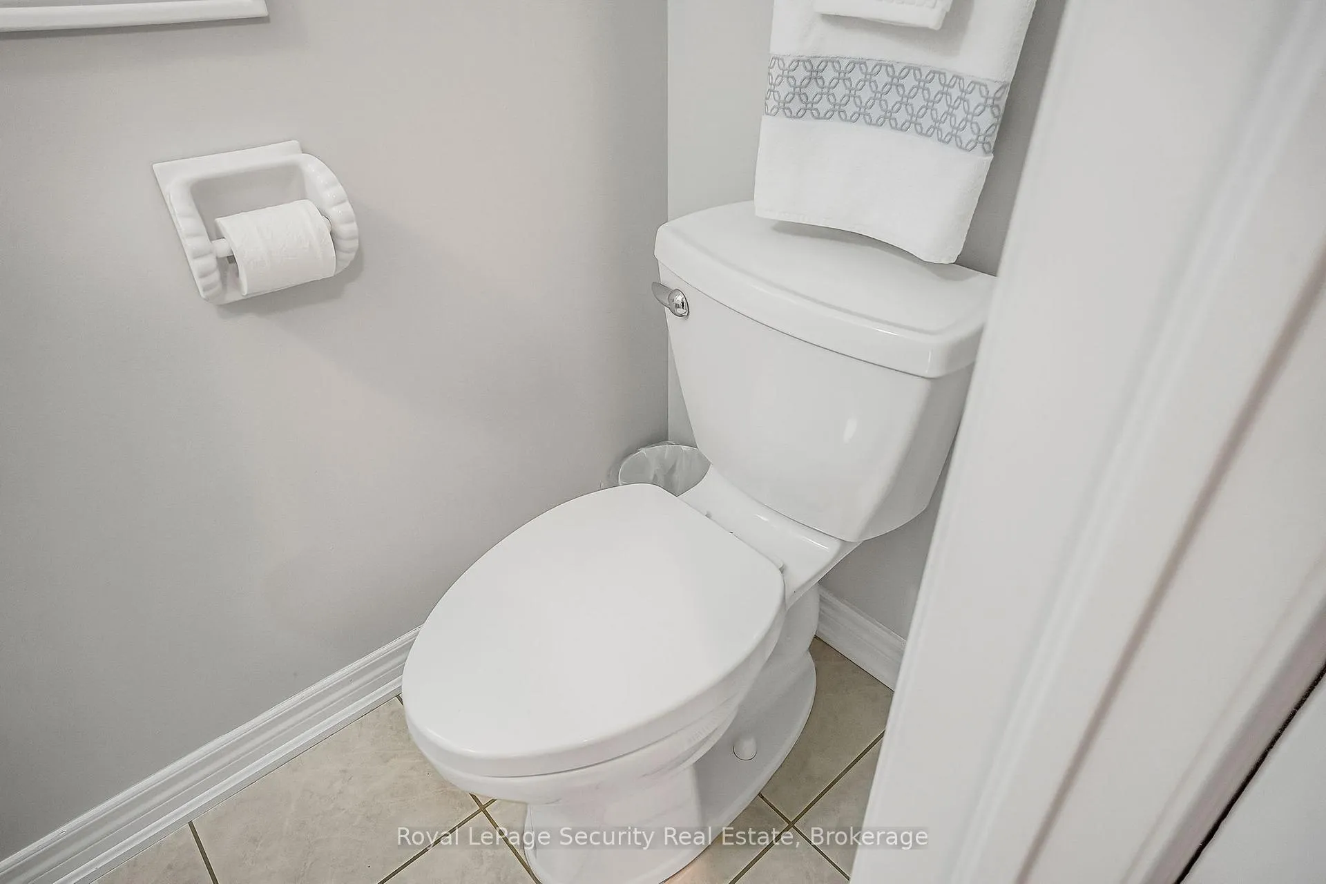 Photo 23 of 150 Royal Appian Crescent, Vaughan, Patterson — HOMEH