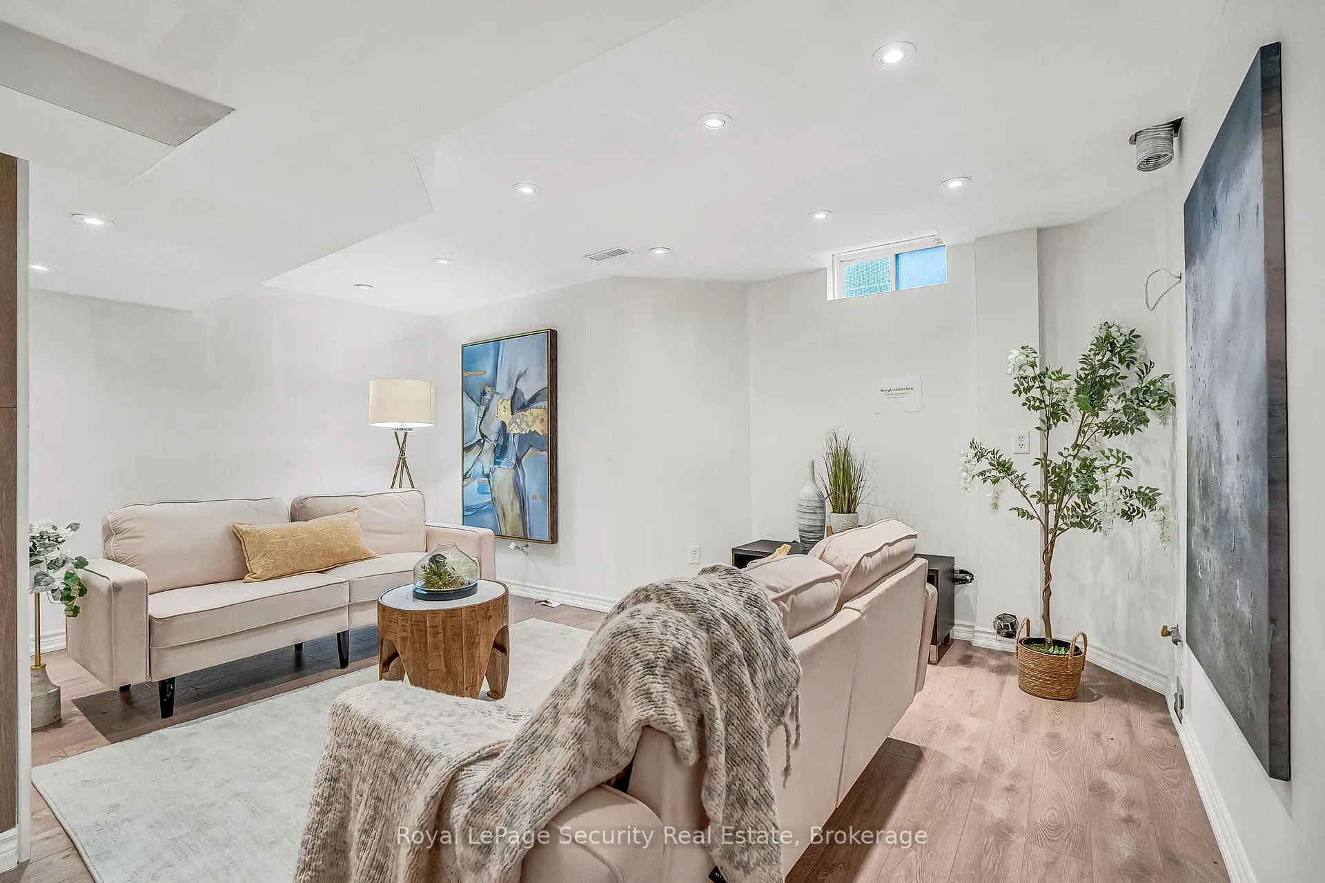 Photo 40 of 150 Royal Appian Crescent, Vaughan, Patterson — HOMEH