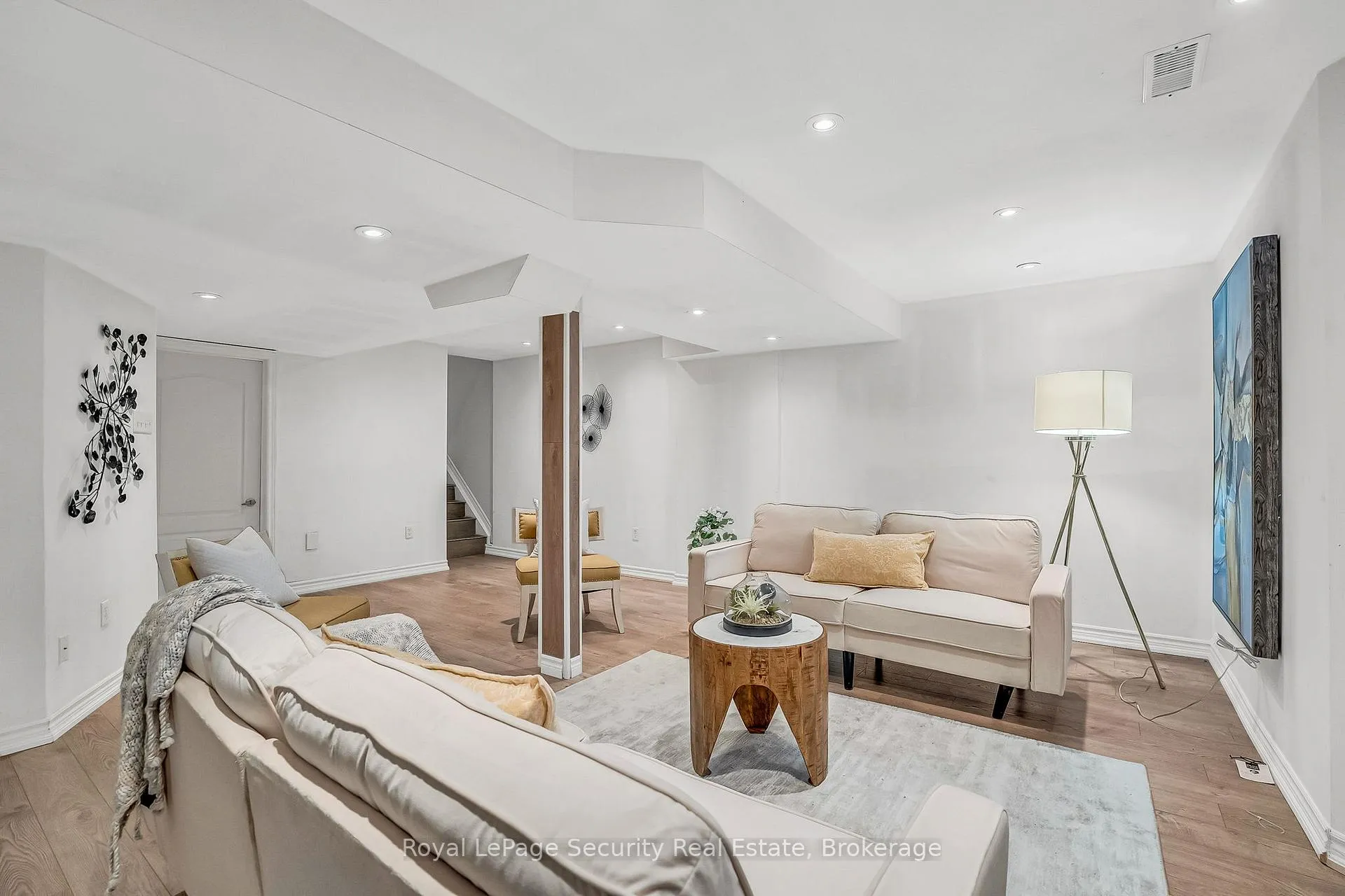 Photo 41 of 150 Royal Appian Crescent, Vaughan, Patterson — HOMEH