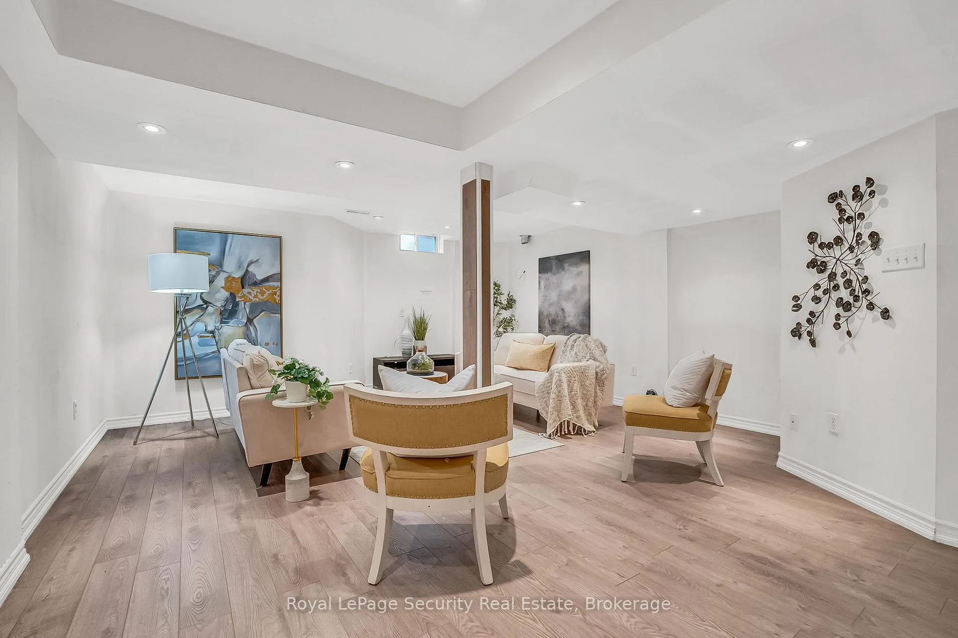 Photo 42 of 150 Royal Appian Crescent, Vaughan, Patterson — HOMEH
