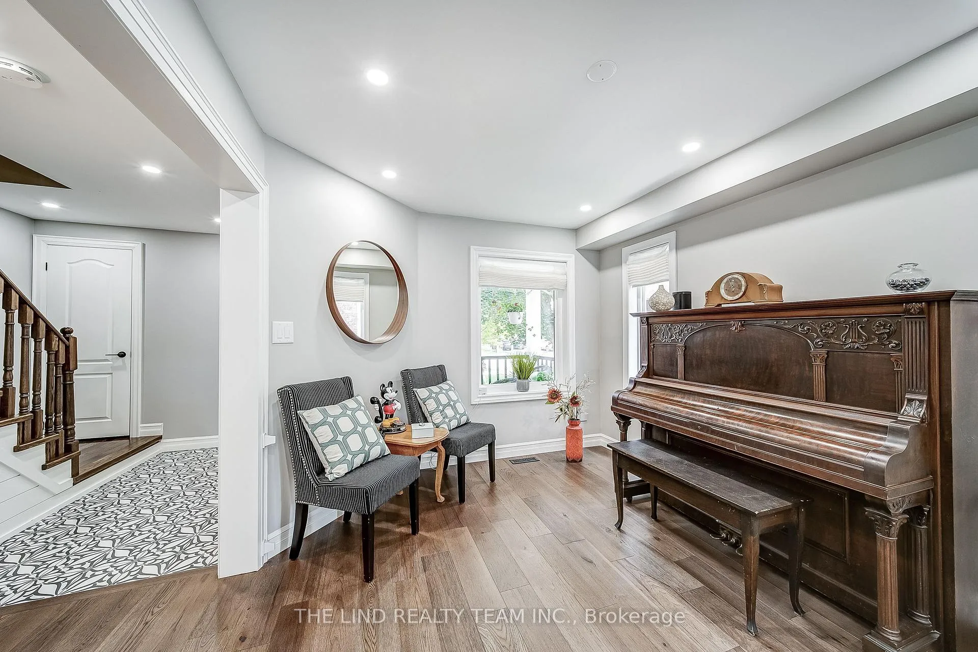 Photo 19 of 28 Fife Road, Aurora, Aurora Grove — HOMEH
