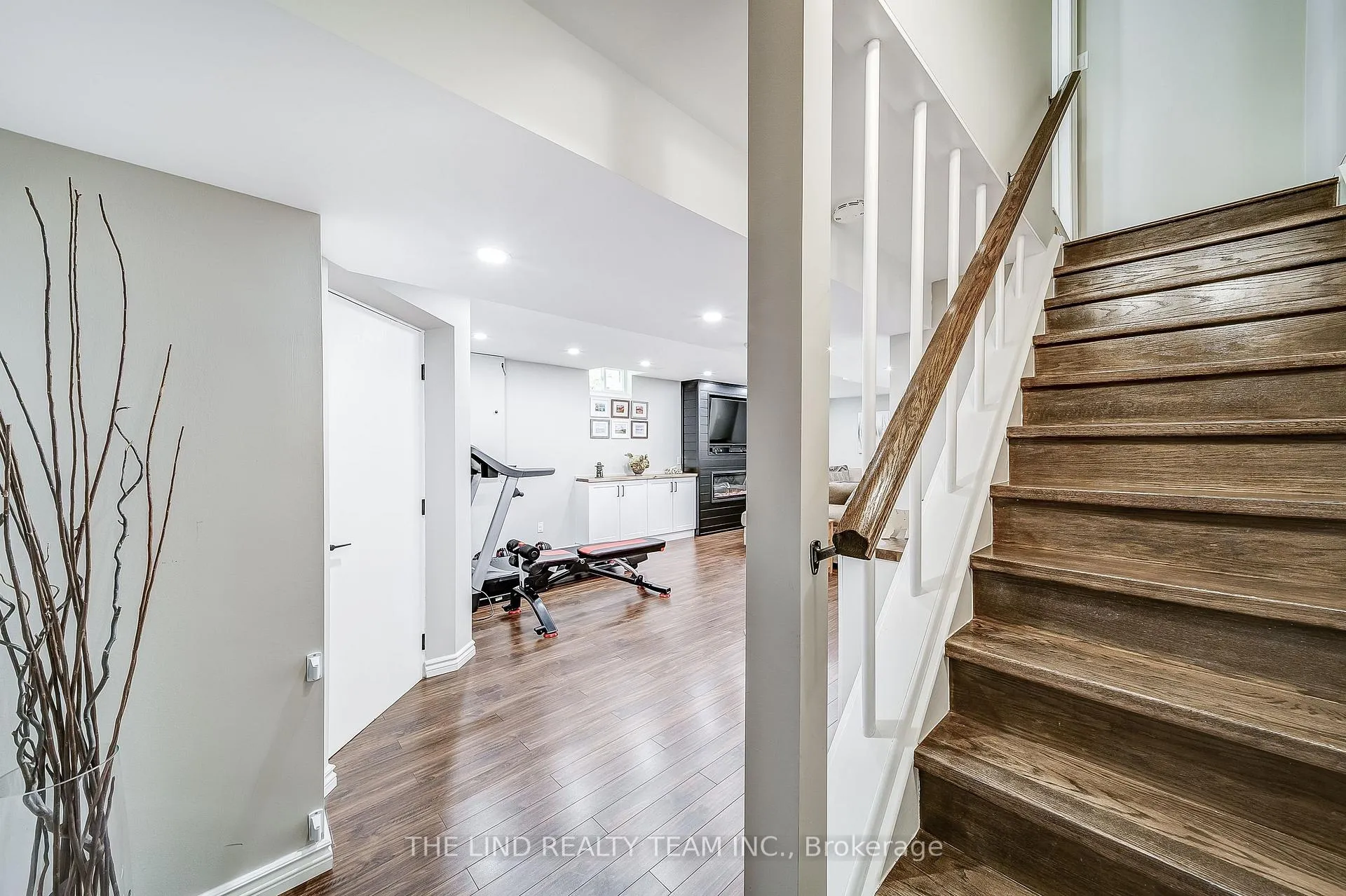 Photo 33 of 28 Fife Road, Aurora, Aurora Grove — HOMEH