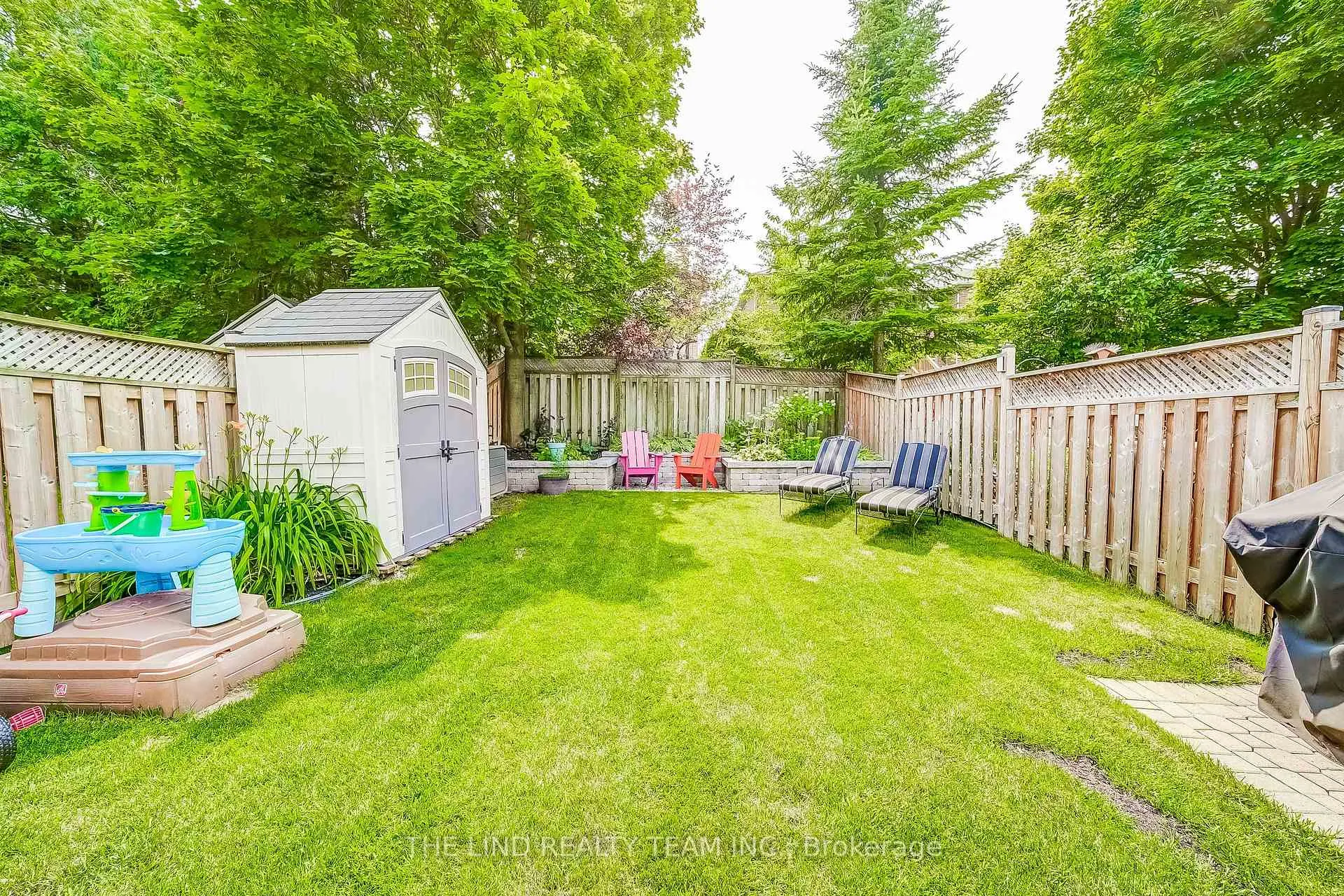 Photo 45 of 28 Fife Road, Aurora, Aurora Grove — HOMEH