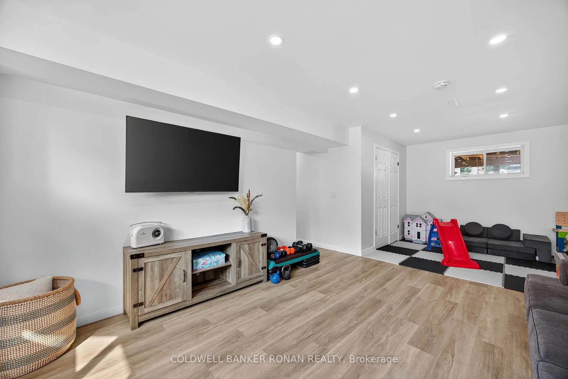 Photo 23 of 13 Pridham Crescent, Essa, Angus — HOMEH