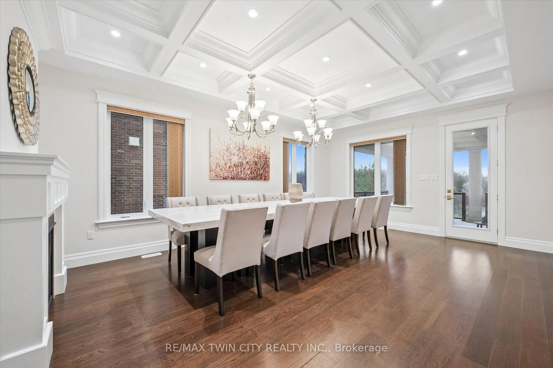 Photo 14 of 565 Manor Ridge Crescent, Waterloo — HOMEH