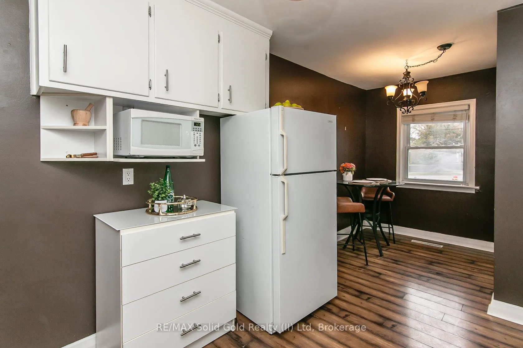Photo 13 of 552 Courtland Avenue E, Kitchener — HOMEH