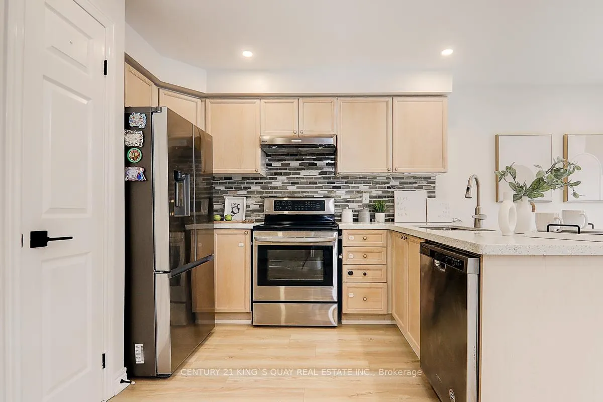 Photo 18 of 168 Swan Park Road, Markham, Greensborough — HOMEH