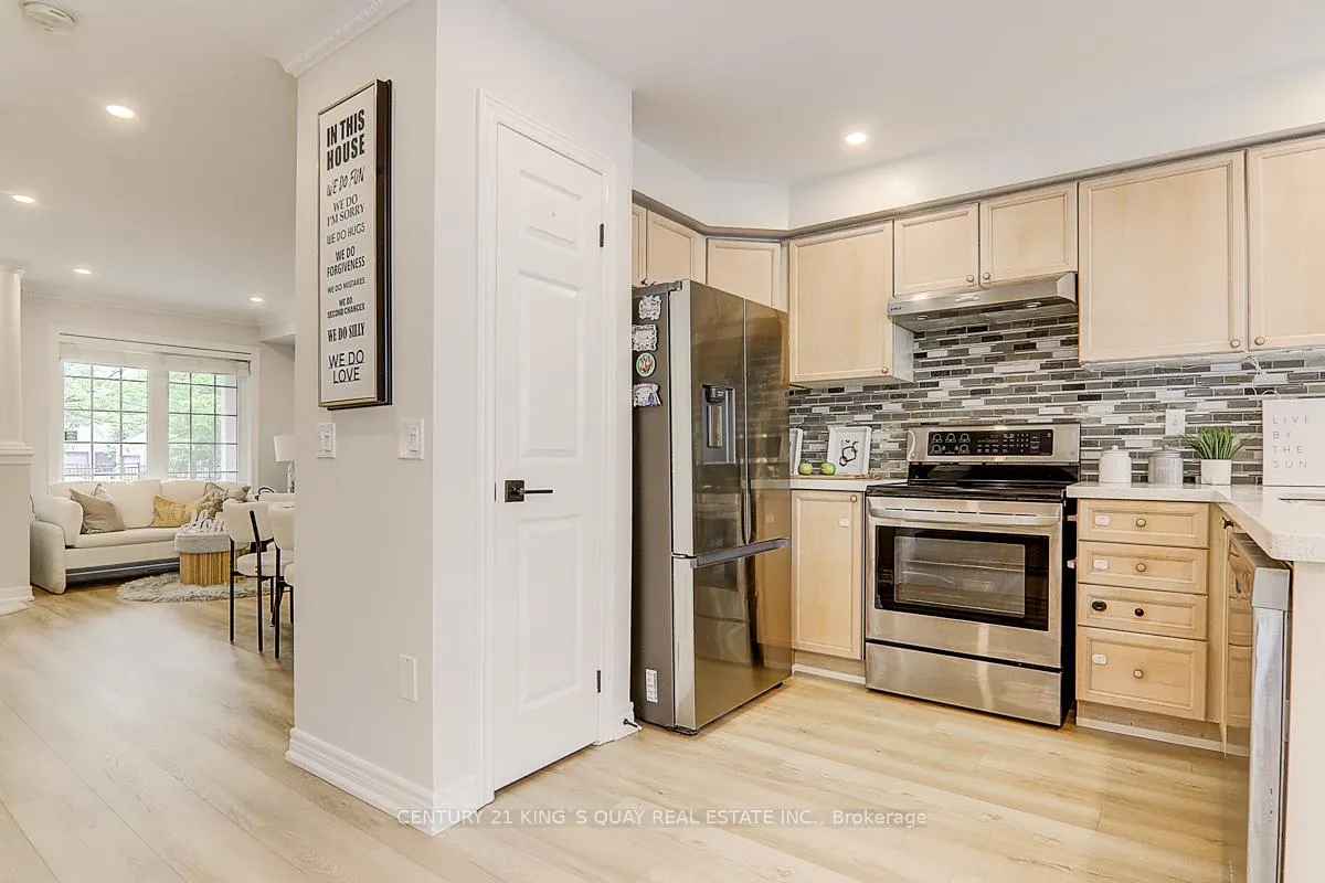 Photo 19 of 168 Swan Park Road, Markham, Greensborough — HOMEH