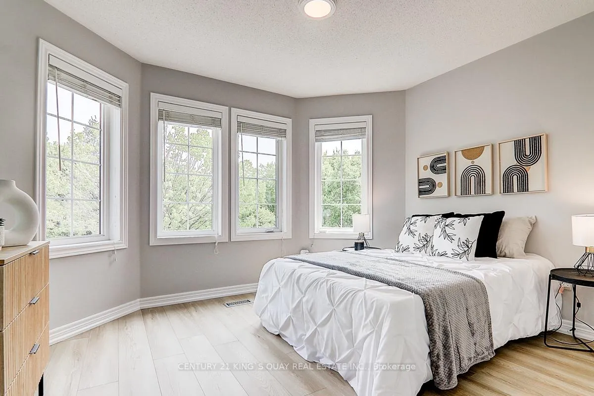 Photo 35 of 168 Swan Park Road, Markham, Greensborough — HOMEH