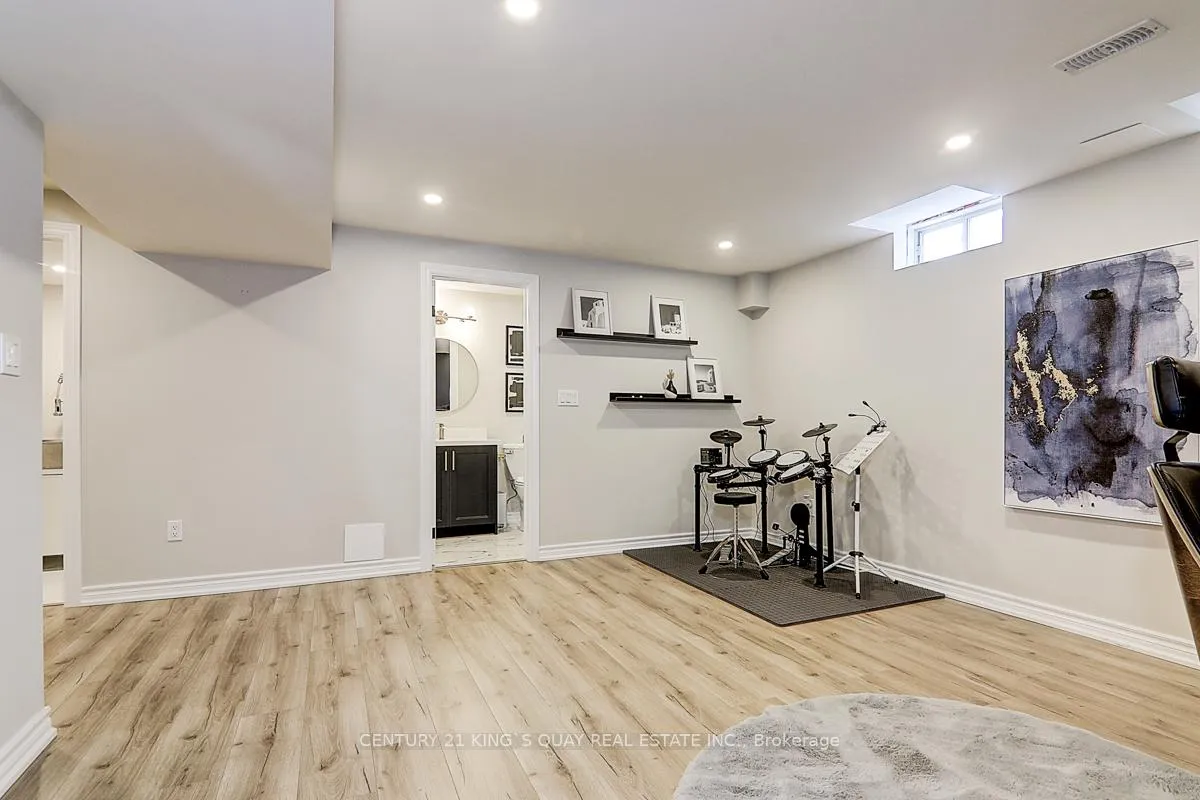 Photo 41 of 168 Swan Park Road, Markham, Greensborough — HOMEH