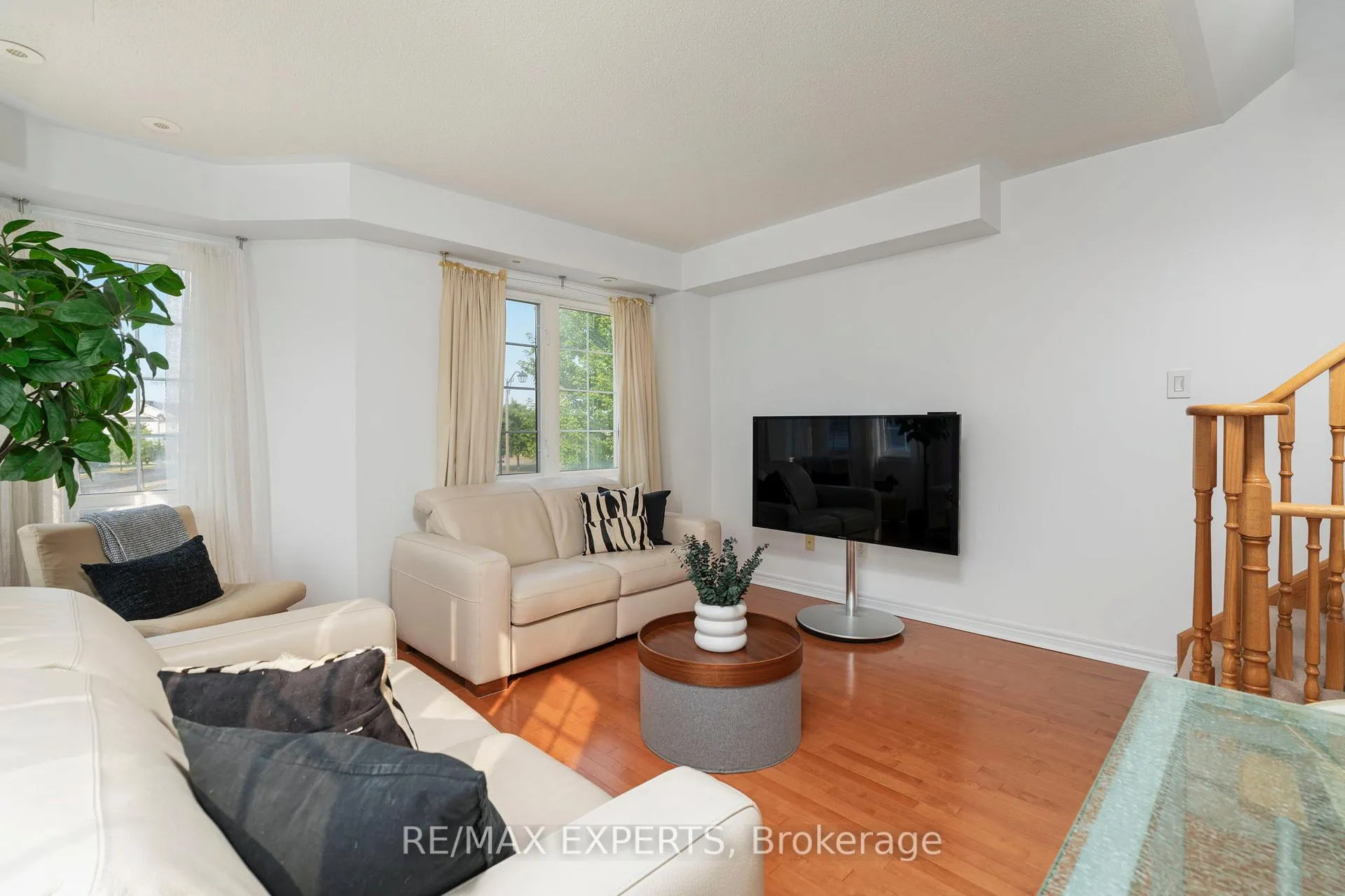 Photo 10 of 2638 Bur Oak Avenue, Markham, Cornell — HOMEH
