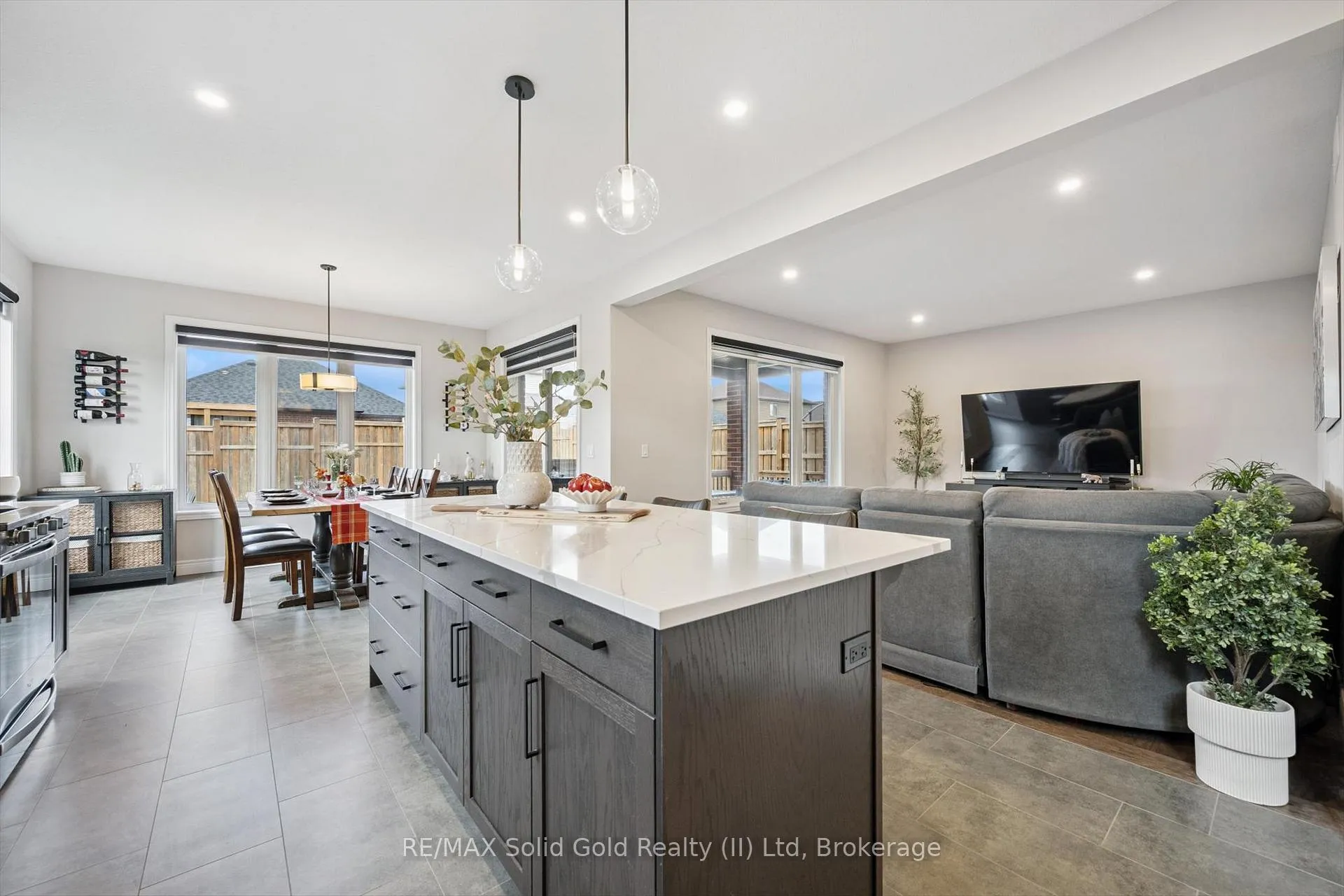Photo 14 of 123 Tristan Crescent, Woolwich — HOMEH