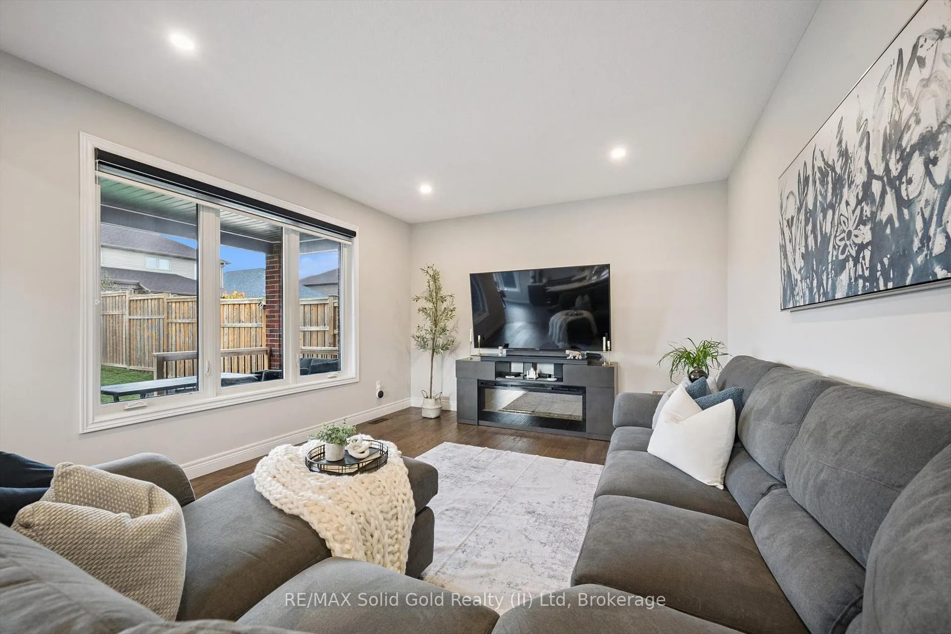 Photo 17 of 123 Tristan Crescent, Woolwich — HOMEH