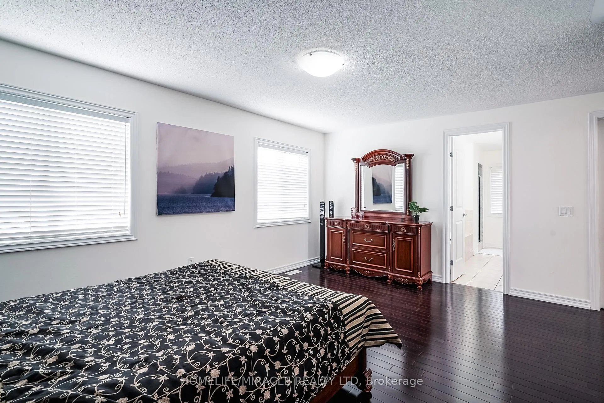Photo 22 of 19 Wardlaw Place, Vaughan, Vellore Village — HOMEH