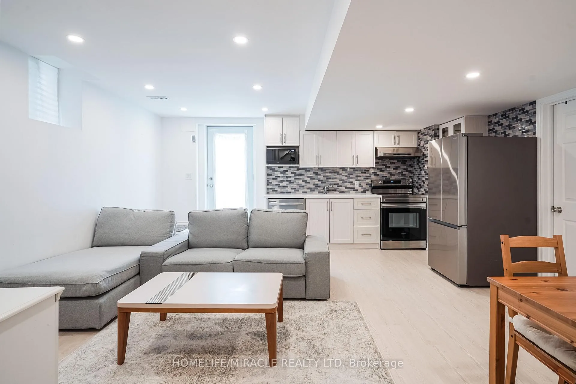 Photo 39 of 19 Wardlaw Place, Vaughan, Vellore Village — HOMEH