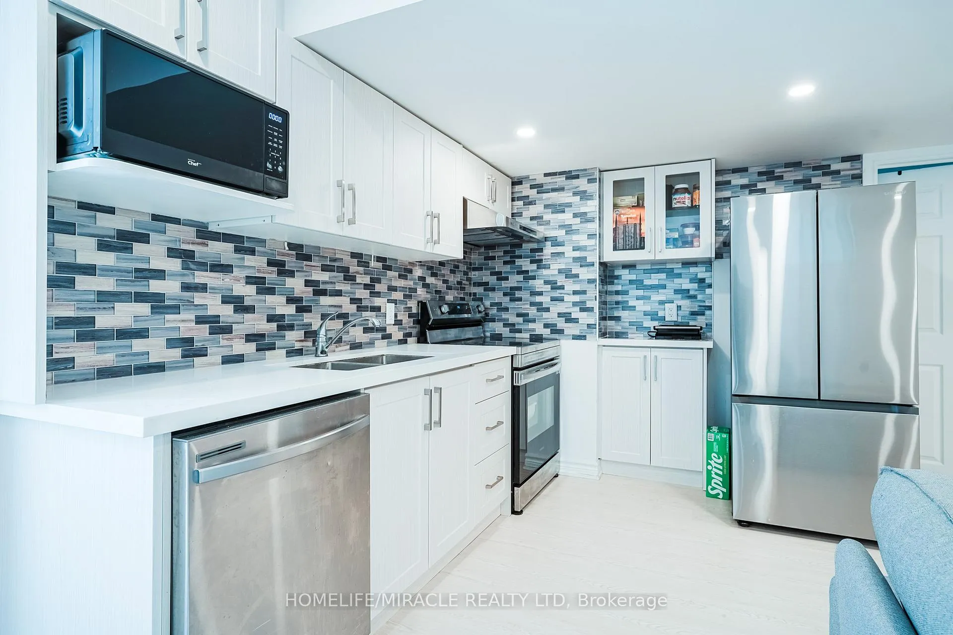 Photo 46 of 19 Wardlaw Place, Vaughan, Vellore Village — HOMEH