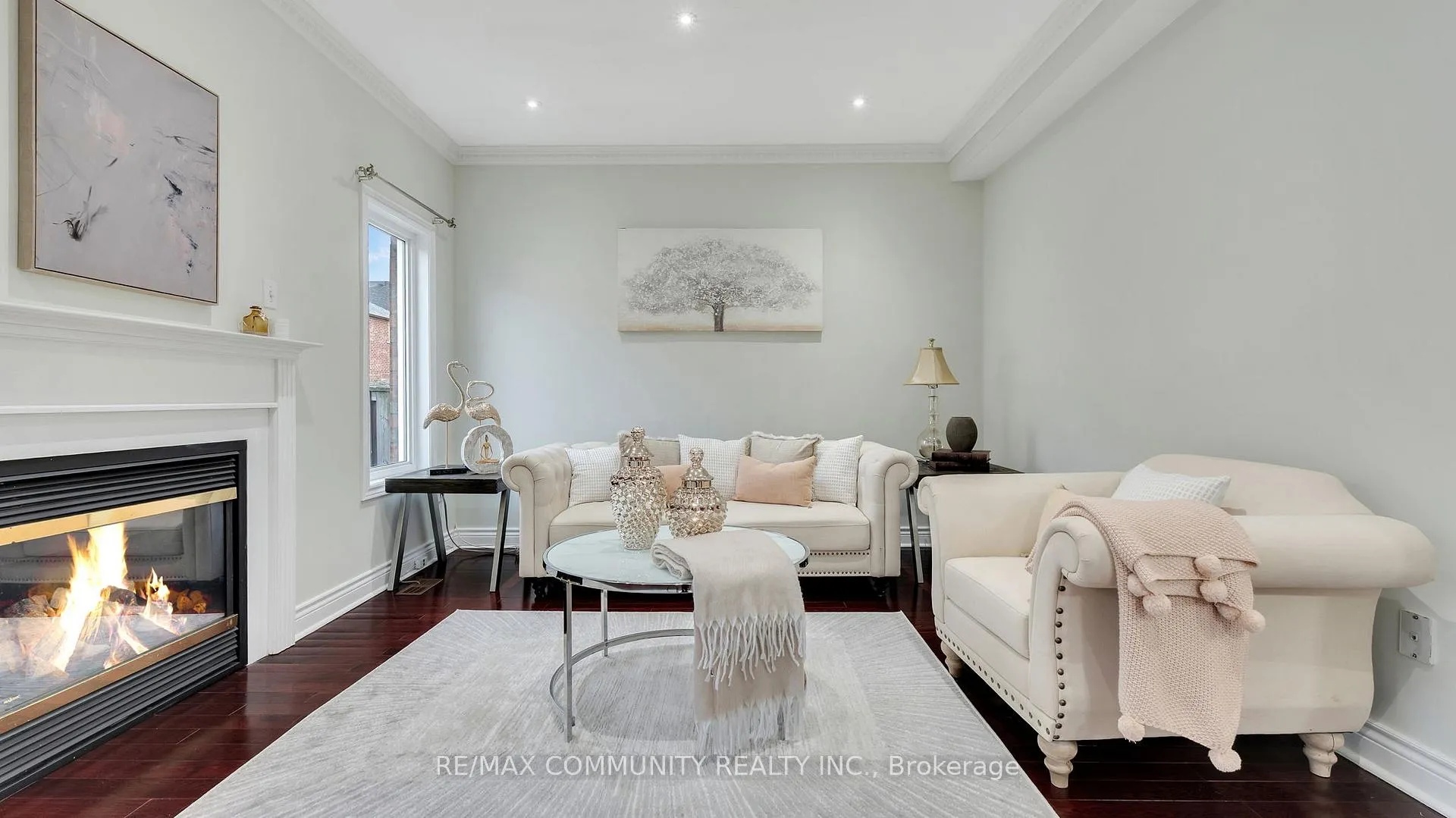 Photo 14 of 303 Williamson Road, Markham, Greensborough — HOMEH
