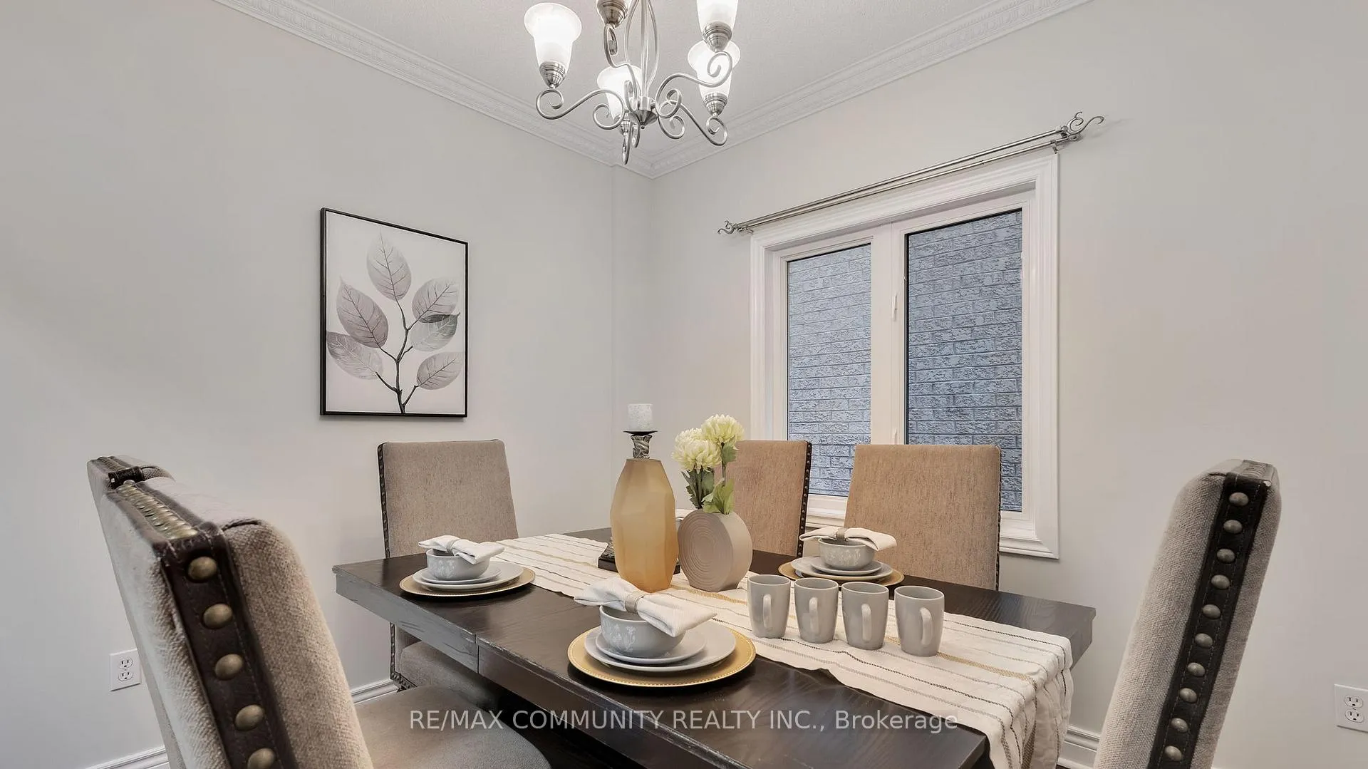 Photo 17 of 303 Williamson Road, Markham, Greensborough — HOMEH