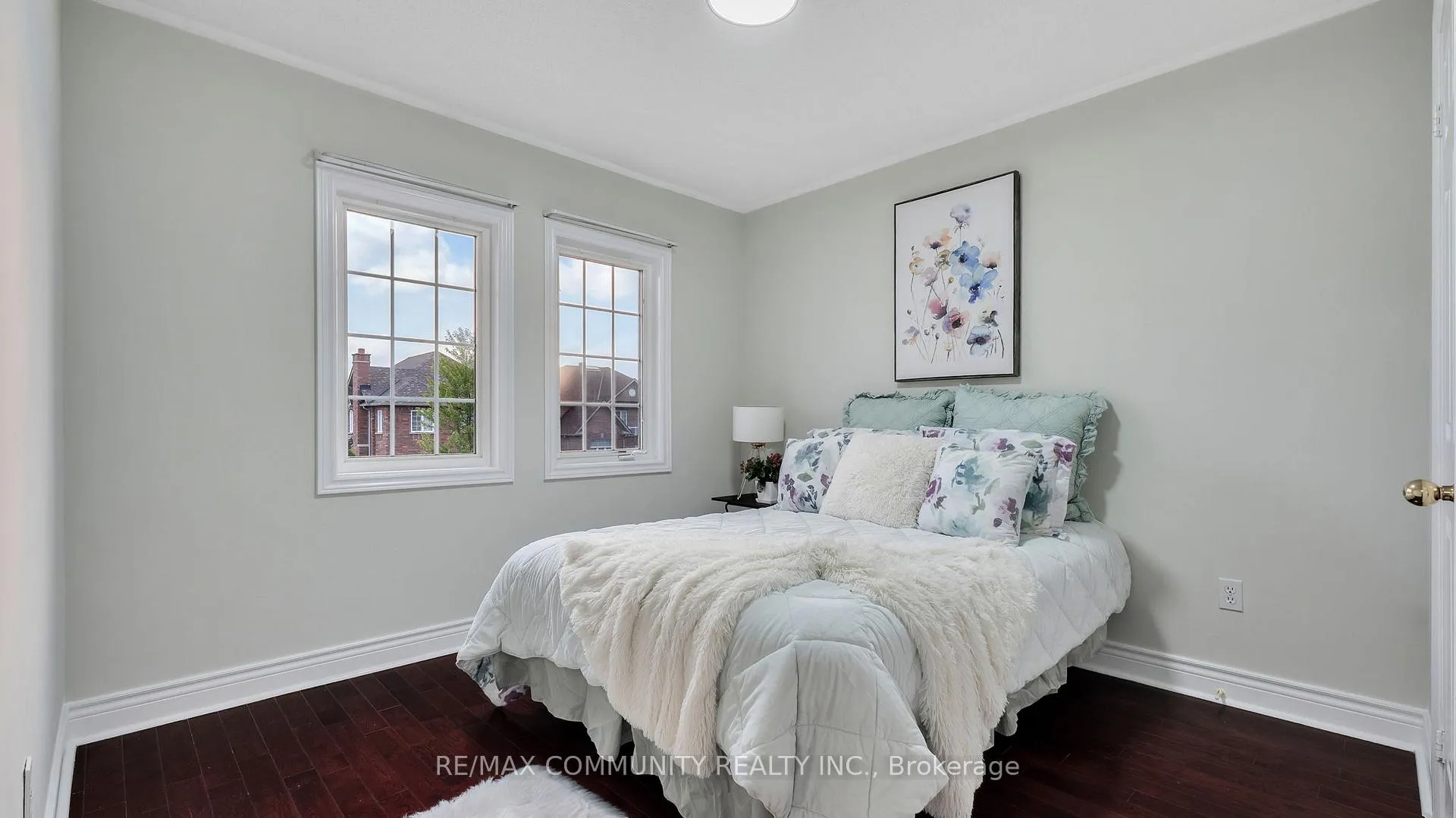 Photo 32 of 303 Williamson Road, Markham, Greensborough — HOMEH