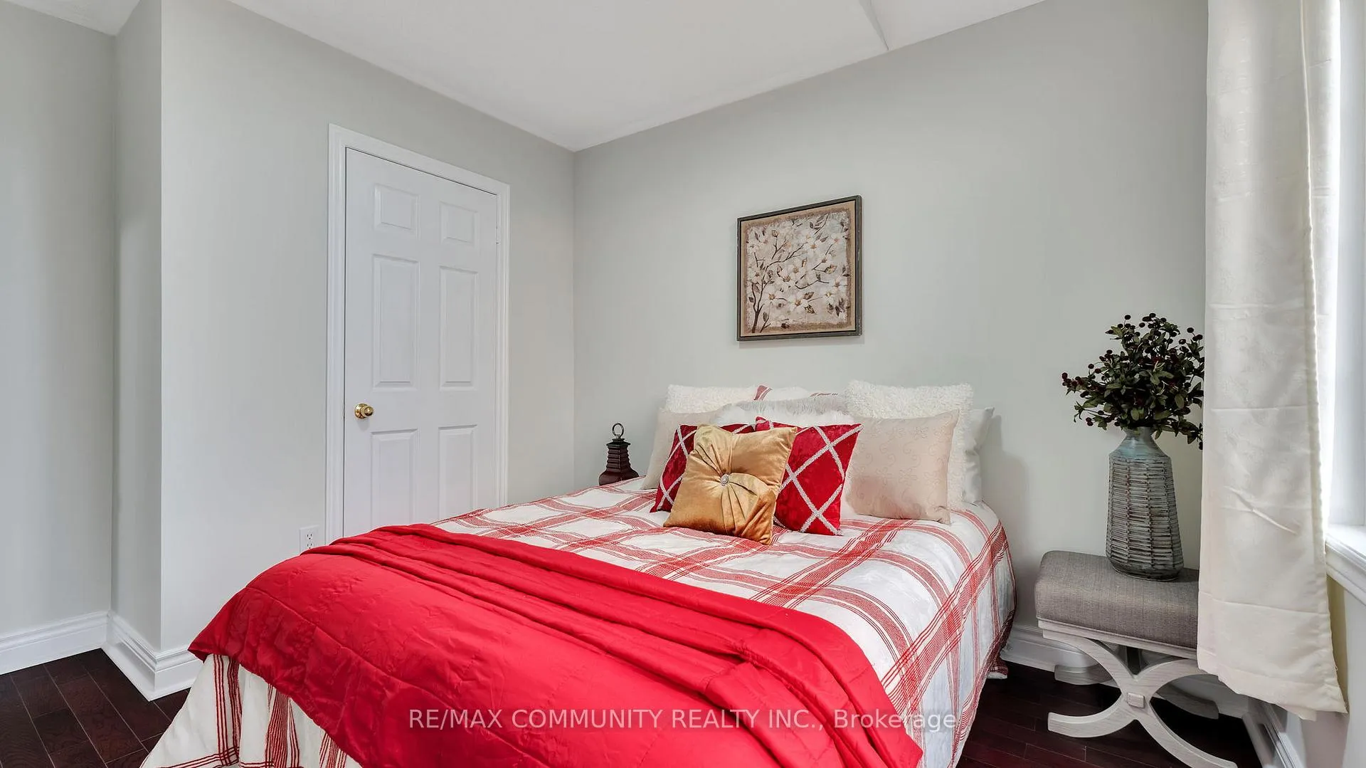 Photo 35 of 303 Williamson Road, Markham, Greensborough — HOMEH