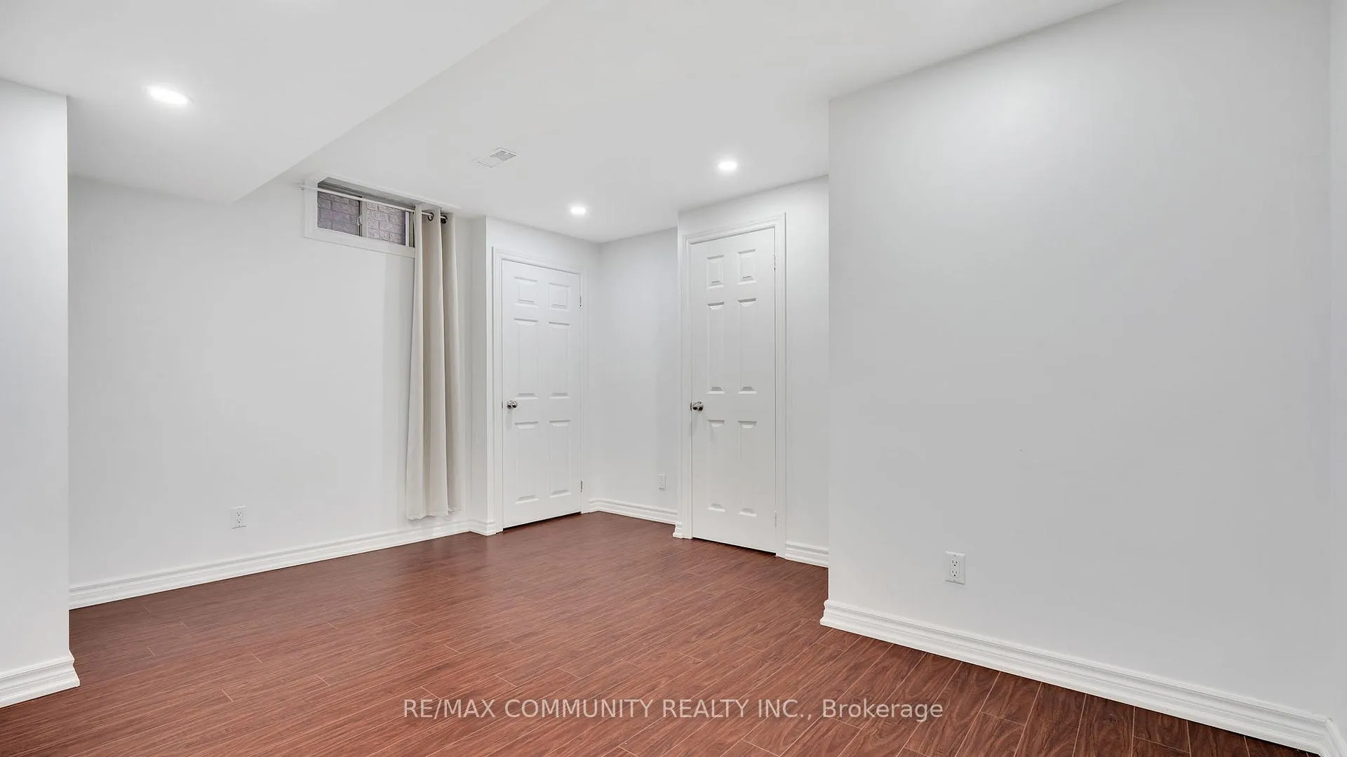 Photo 38 of 303 Williamson Road, Markham, Greensborough — HOMEH