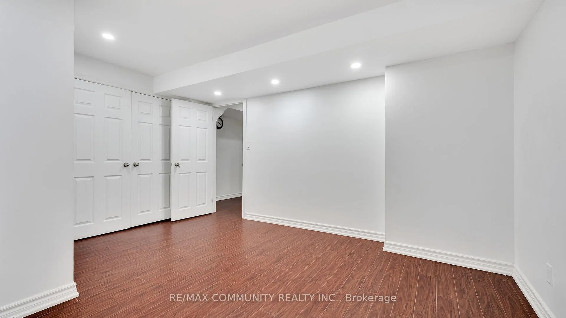 Photo 39 of 303 Williamson Road, Markham, Greensborough — HOMEH