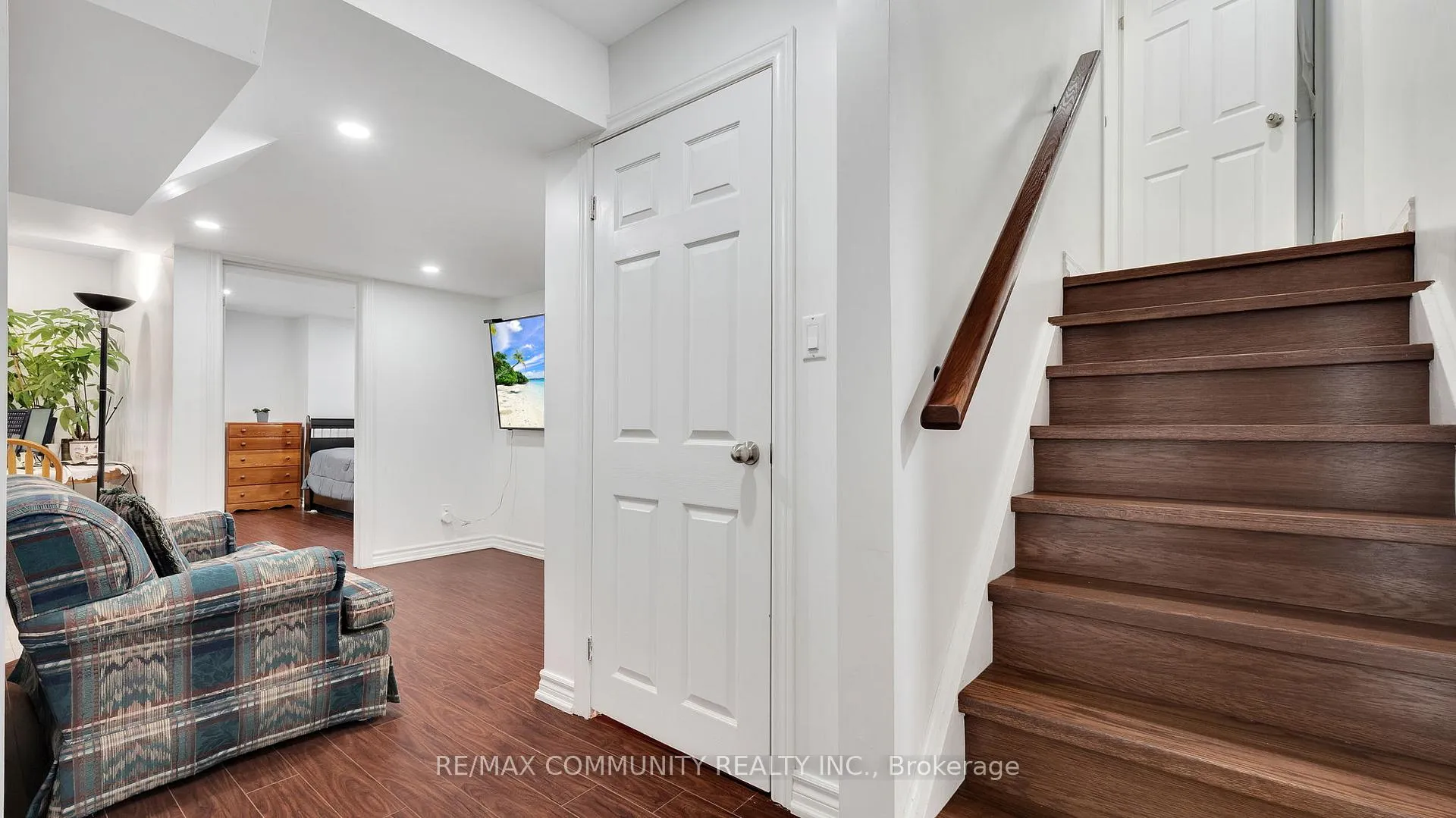 Photo 40 of 303 Williamson Road, Markham, Greensborough — HOMEH
