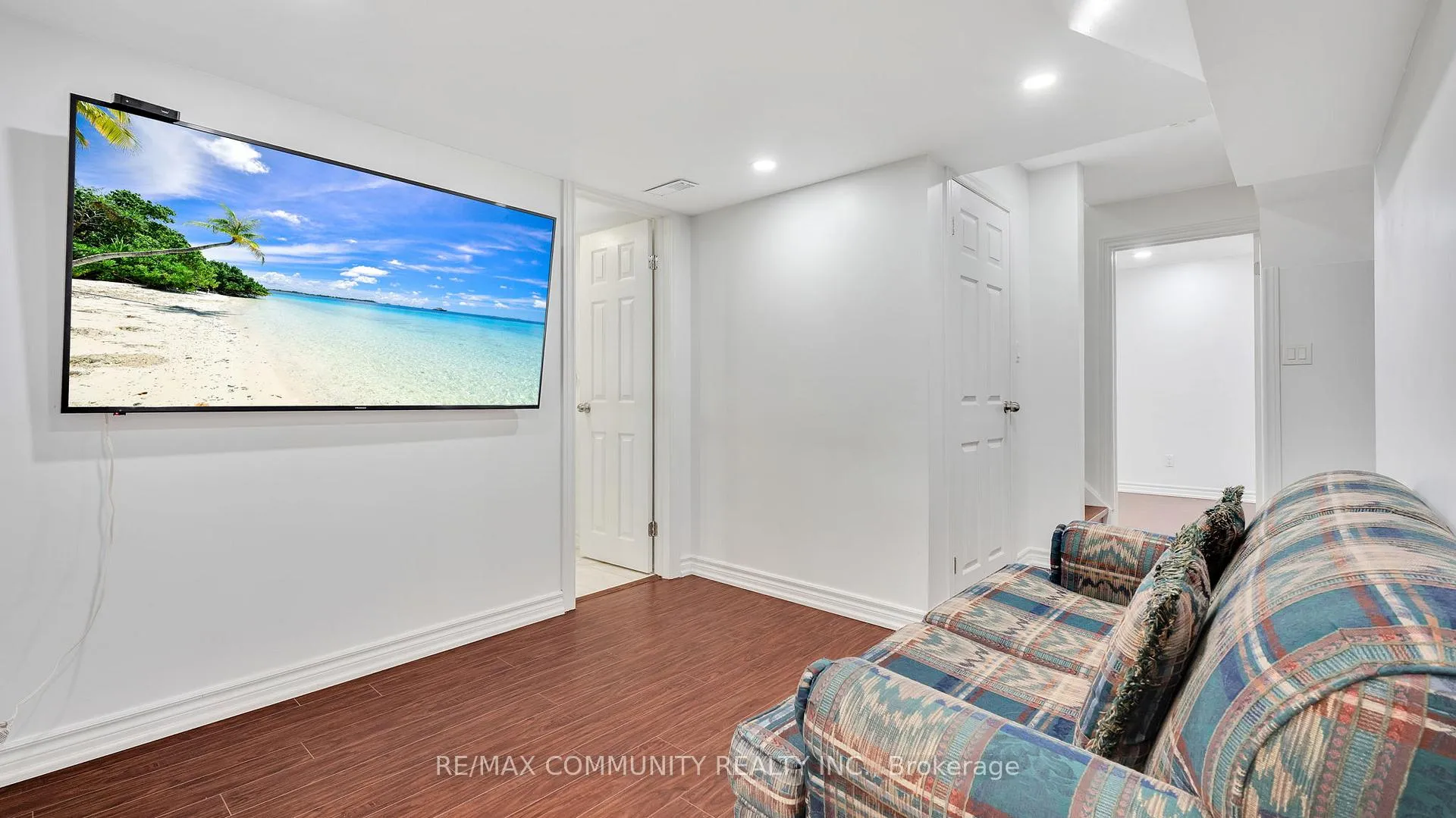 Photo 41 of 303 Williamson Road, Markham, Greensborough — HOMEH