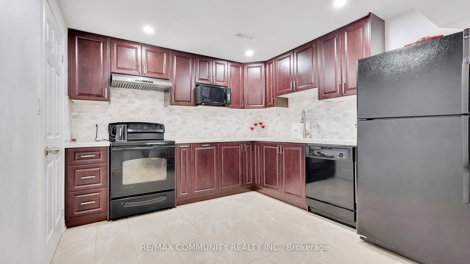 Photo 44 of 303 Williamson Road, Markham, Greensborough — HOMEH