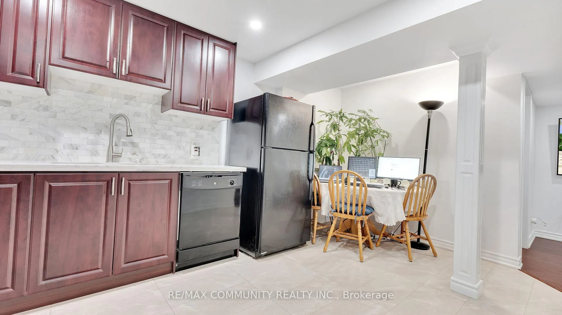 Photo 45 of 303 Williamson Road, Markham, Greensborough — HOMEH