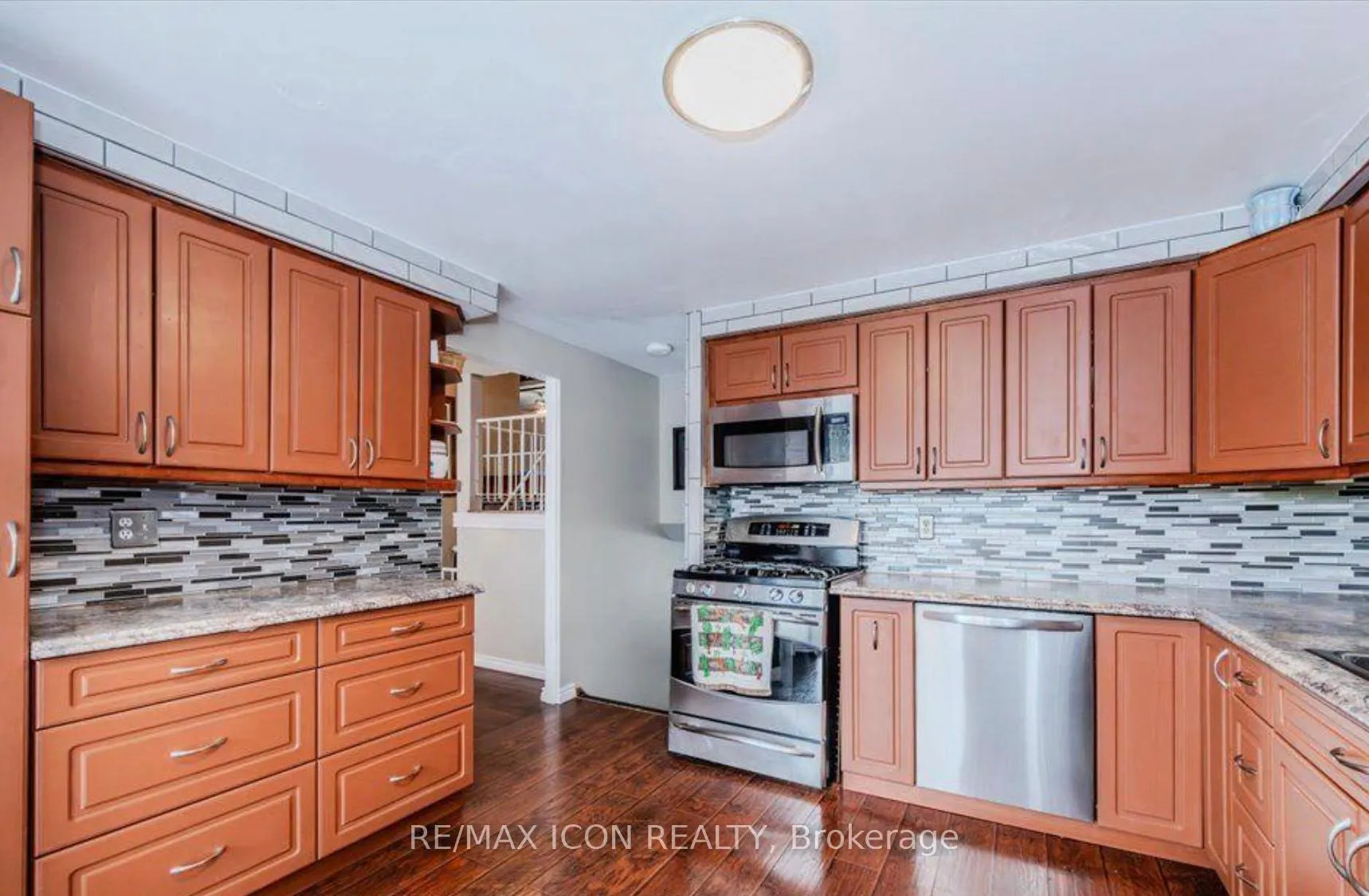 Photo 6 of 107 Roseneath Crescent, Kitchener — HOMEH