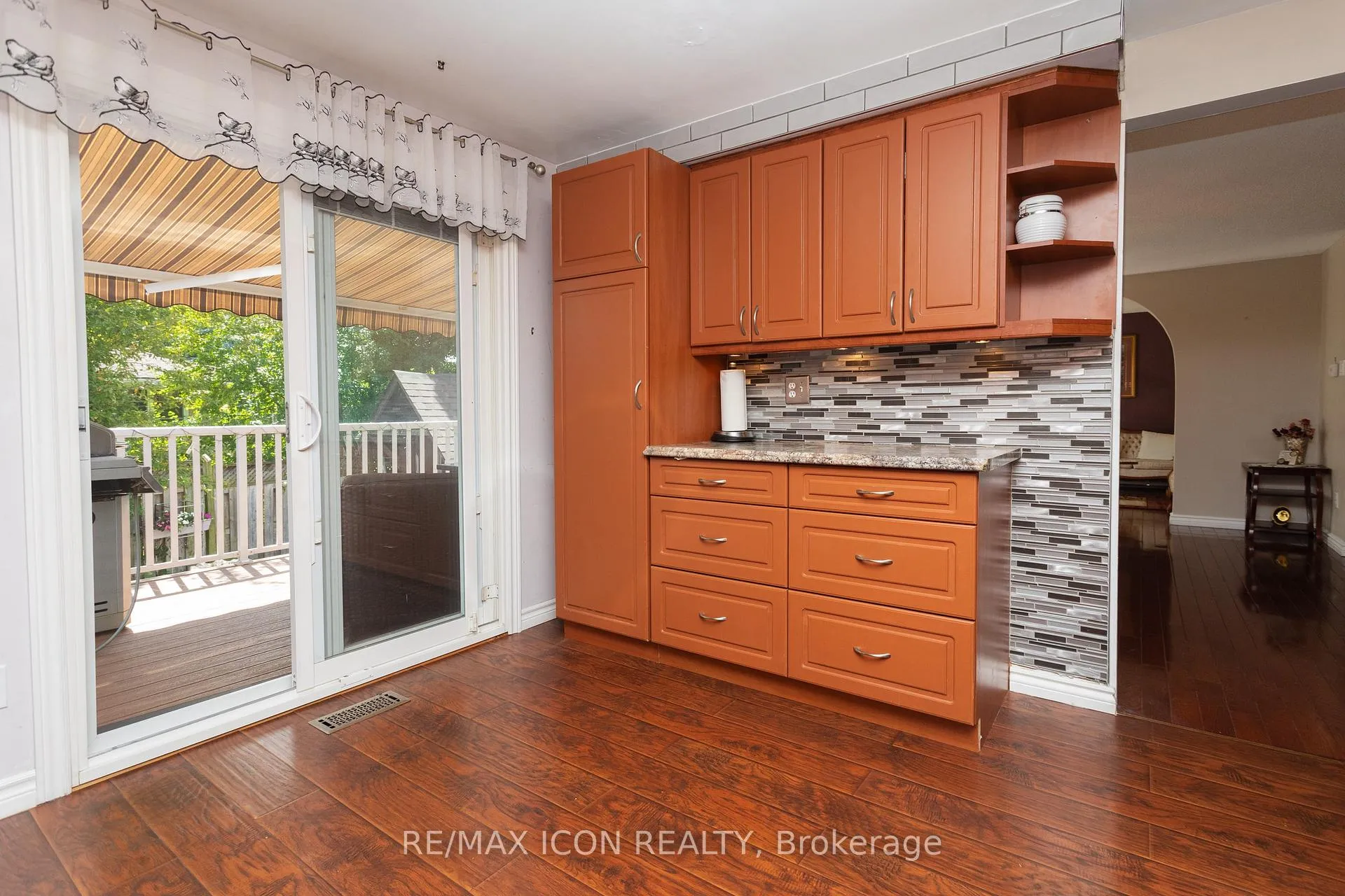 Photo 8 of 107 Roseneath Crescent, Kitchener — HOMEH