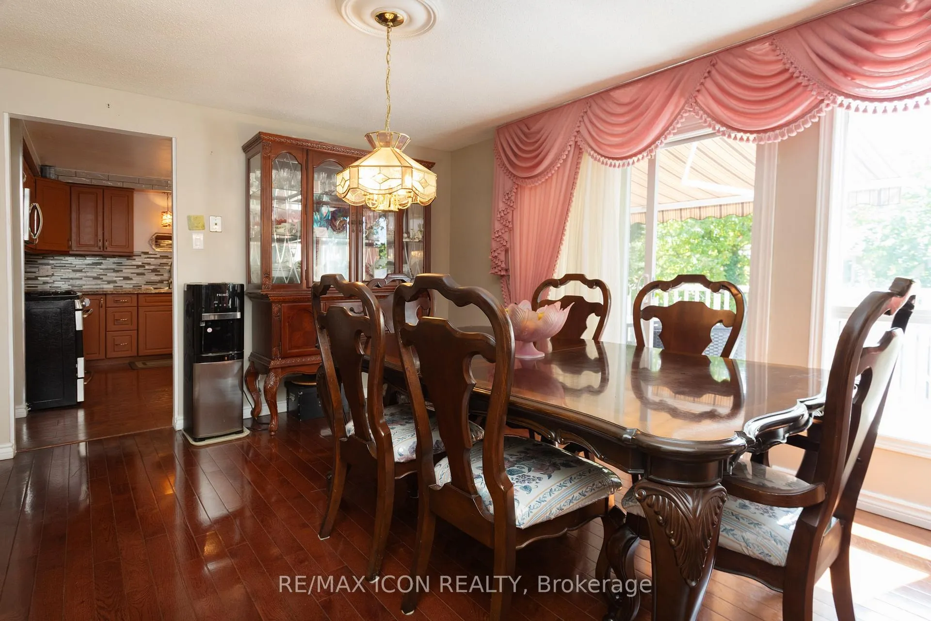 Photo 11 of 107 Roseneath Crescent, Kitchener — HOMEH