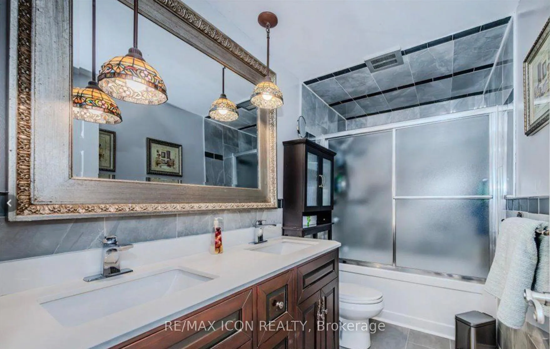 Photo 16 of 107 Roseneath Crescent, Kitchener — HOMEH
